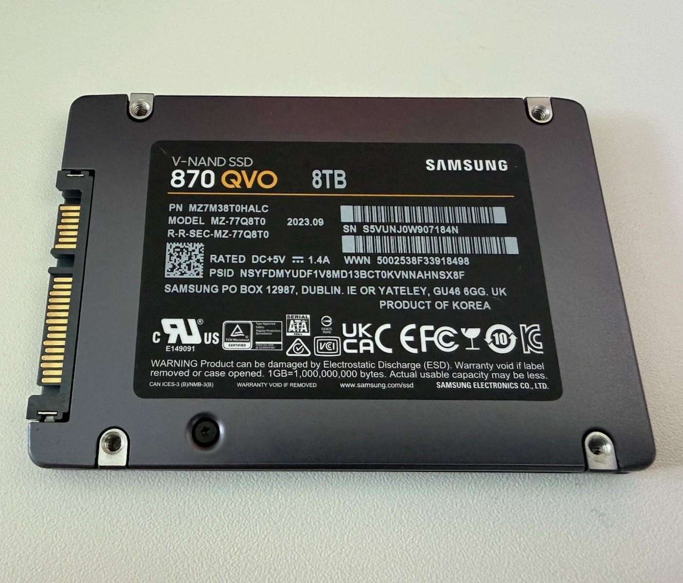 6 x Samsung 870 QVO 8TB SATA III 2.5″ SSD (MZ-77Q8T0) – 122 Hours, 100% Health