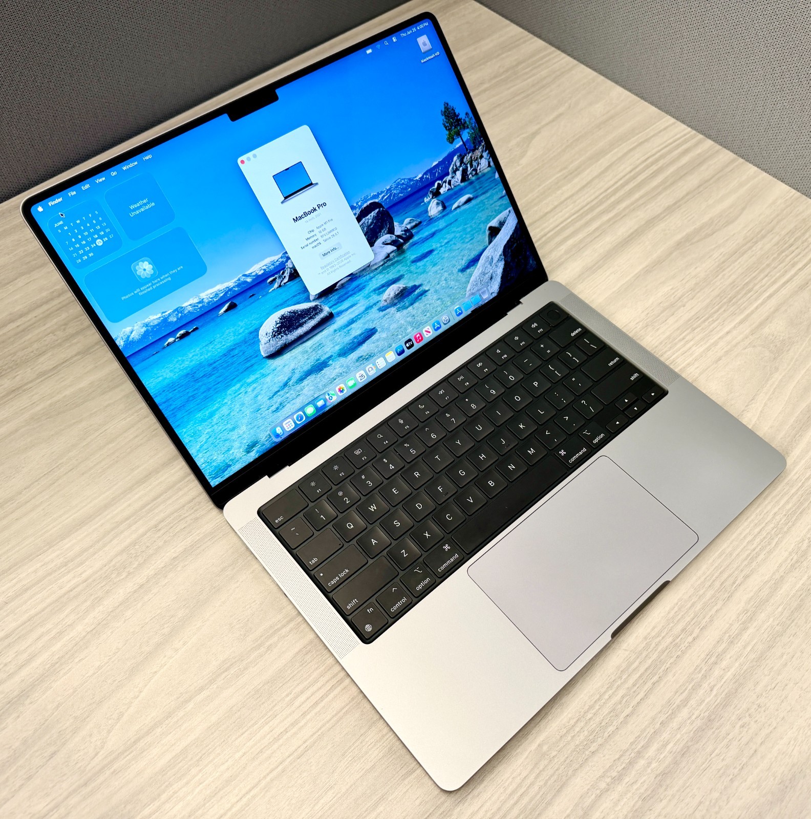 Apple MacBook Pro 14 M1 Pro 14-Core 512GB SSD 16GB RAM – CLEAN
