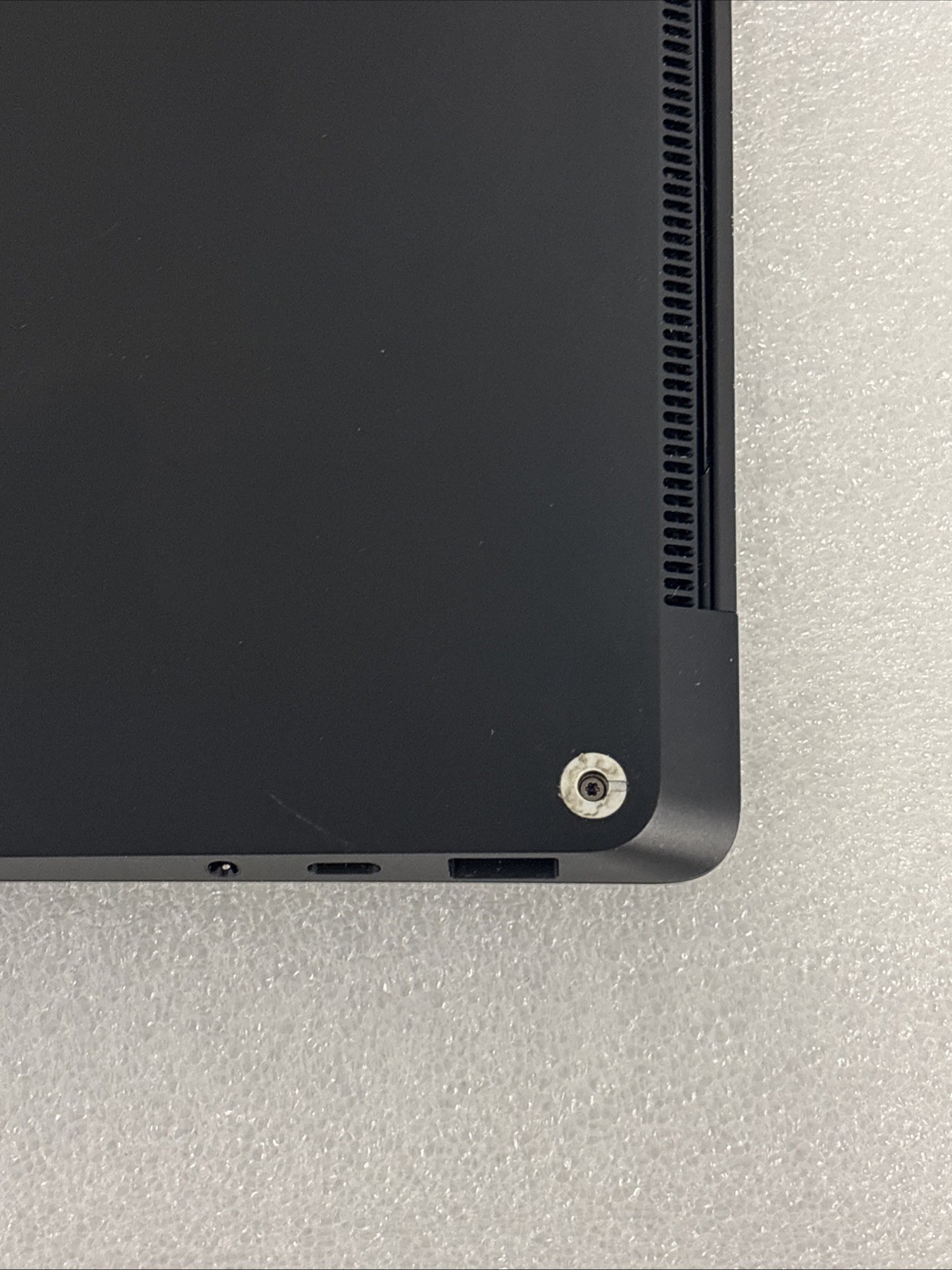 Microsoft Surface Laptop 4 13.5″ (512GB SSD Intel Core i7-1185G7 16GB) *Read*