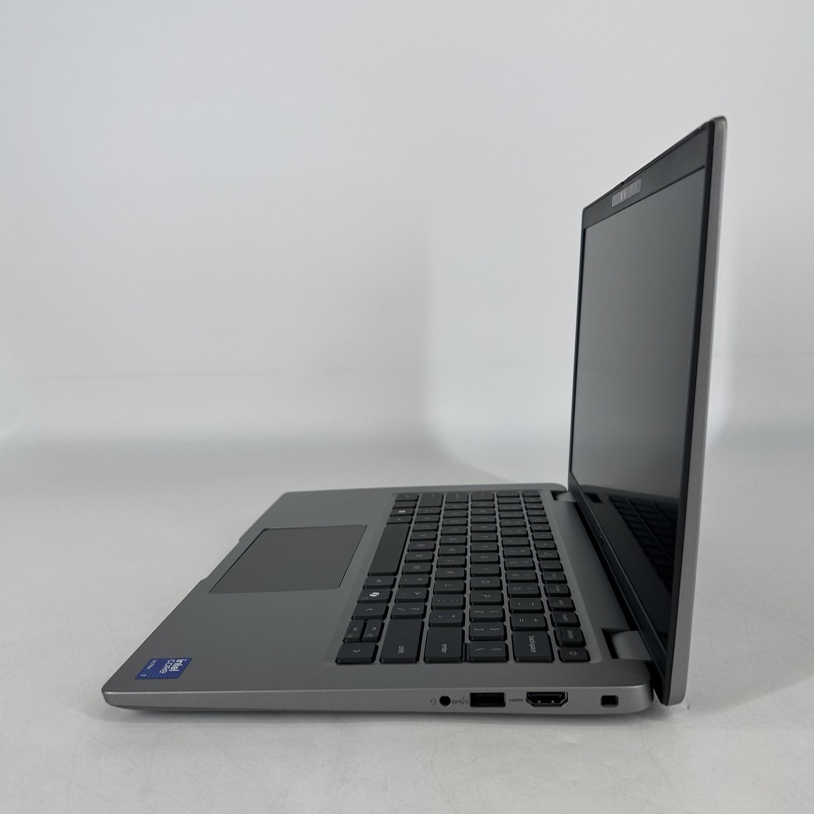 Dell Latitude 5450 14 Gray FHD 1.7 GHz Ultra 7 165U 16GB 512GB SSD FRAME SPLIT
