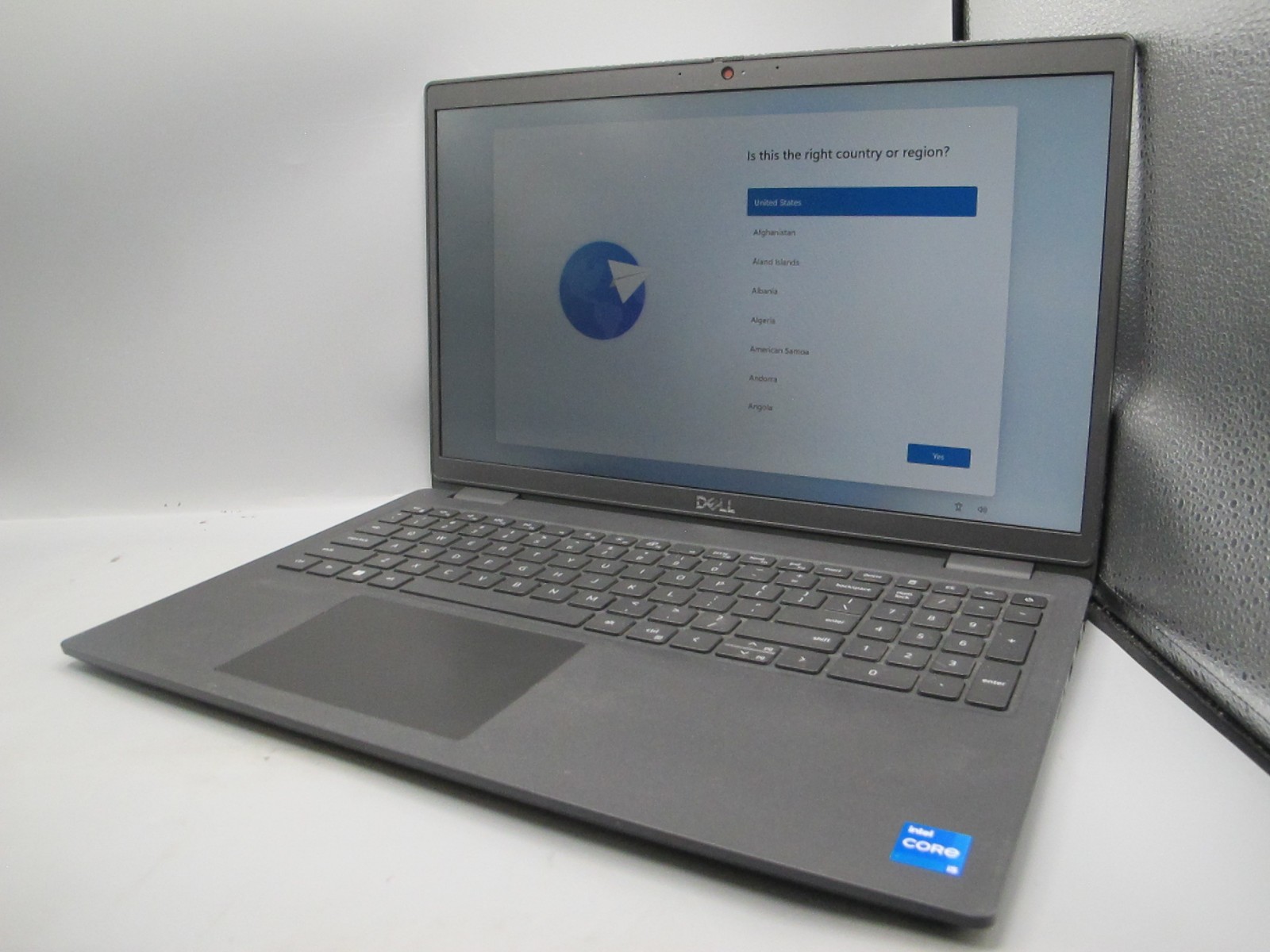 Dell Latitude 3520 15″ 256GB SSD Core i5-1135G7 2.4GHz 16GB RAM Laptop (READ)