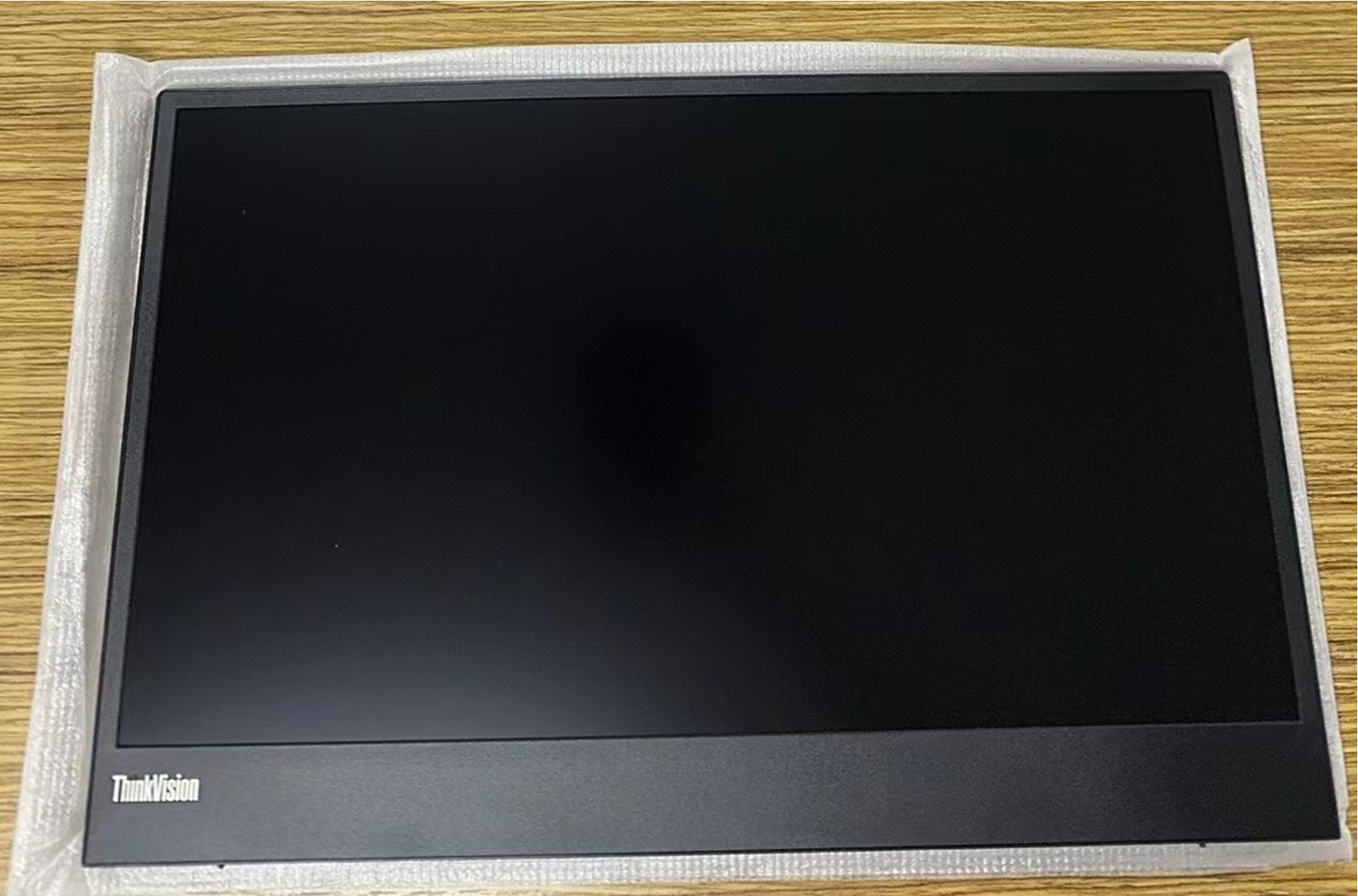 Lenovo M15 ThinkVision Mobile Monitor with 1080p Resolution, 15 inches & 2 USB-C