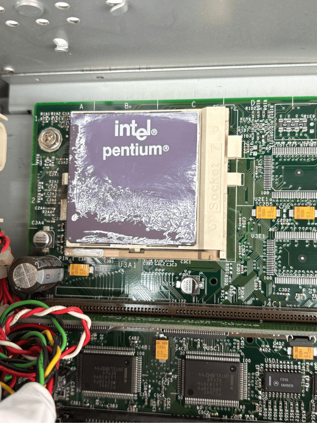 Vintage 1990s Windows 95 PC Tower Intel Pentium 16MB RAM 1GB HDD Retro Gaming