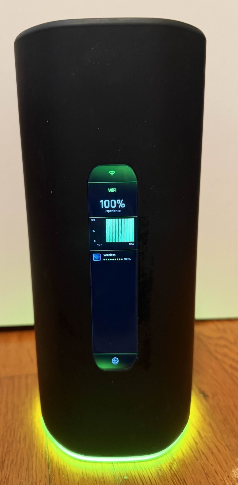 Ubiquiti AmpliFi Alien Tri-Band WiFi 6 Mesh Router AFI-ALN-R-US Touchscreen IOB