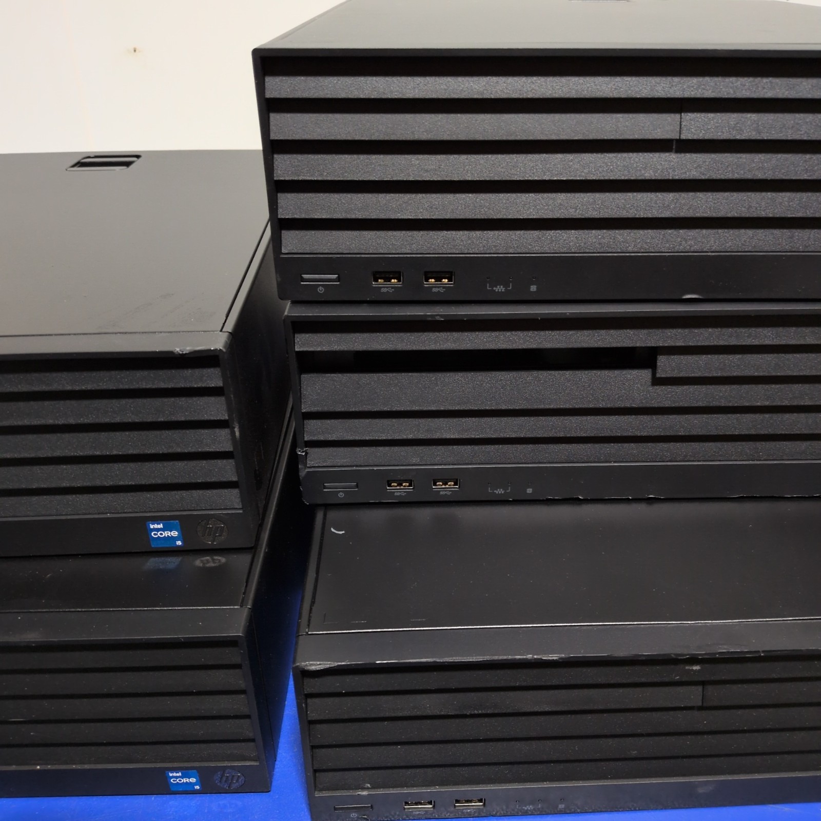 HP Desktop PC (scratched and dinged) with Core i5 (13th gen)