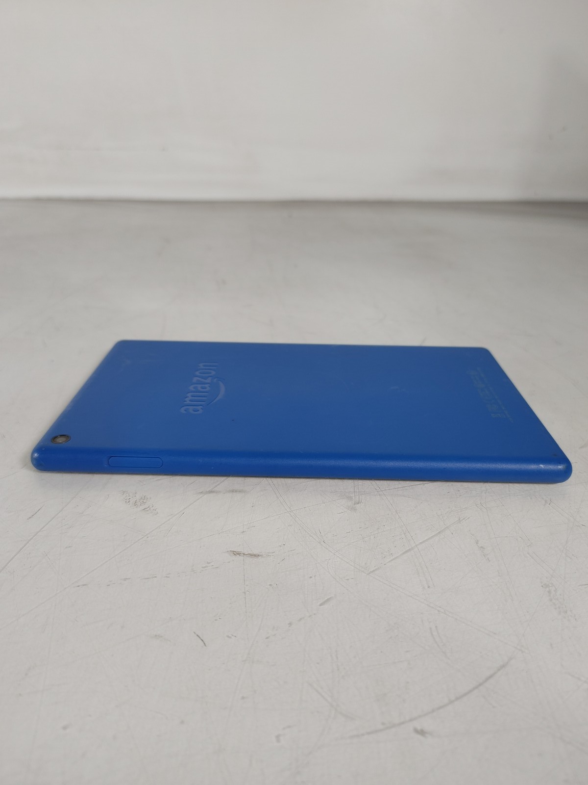 Amazon Fire HD 8 (7th Generation) SX034QT 32 GB Fire OS (WiFi Only)