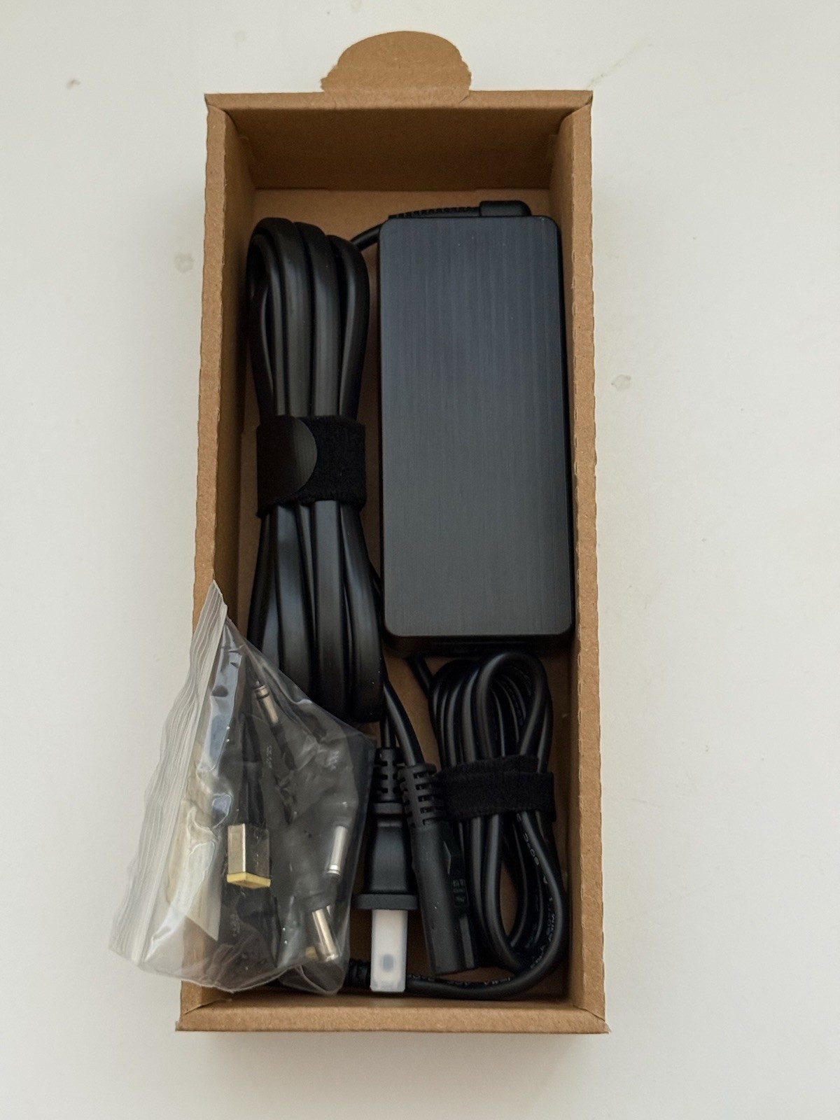 65W Universal Laptop Charger w/ Multiple Tips – HP Dell Lenovo ASUS Acer – NEW