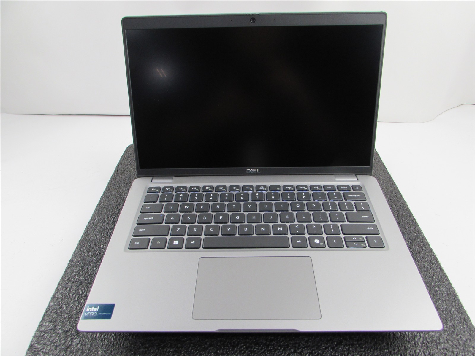 DELL LATITUDE 5450 1920X1080 FHD CORE ULTRA 5 135U 512GB SSD NO RAM NO O.S