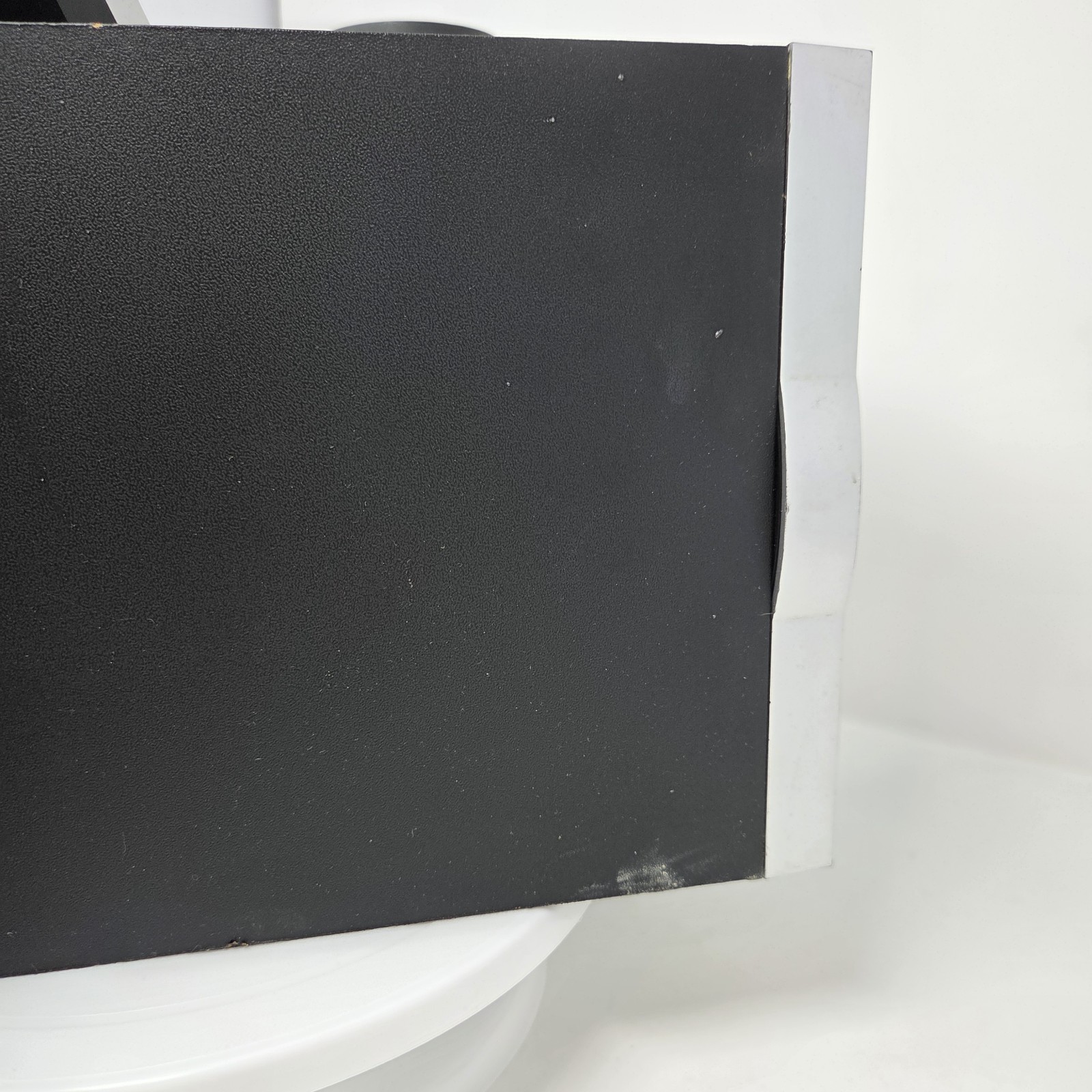 Bose Companion 3 Multimedia Speaker System (Subwoofer, Controller, 2 Satellites)