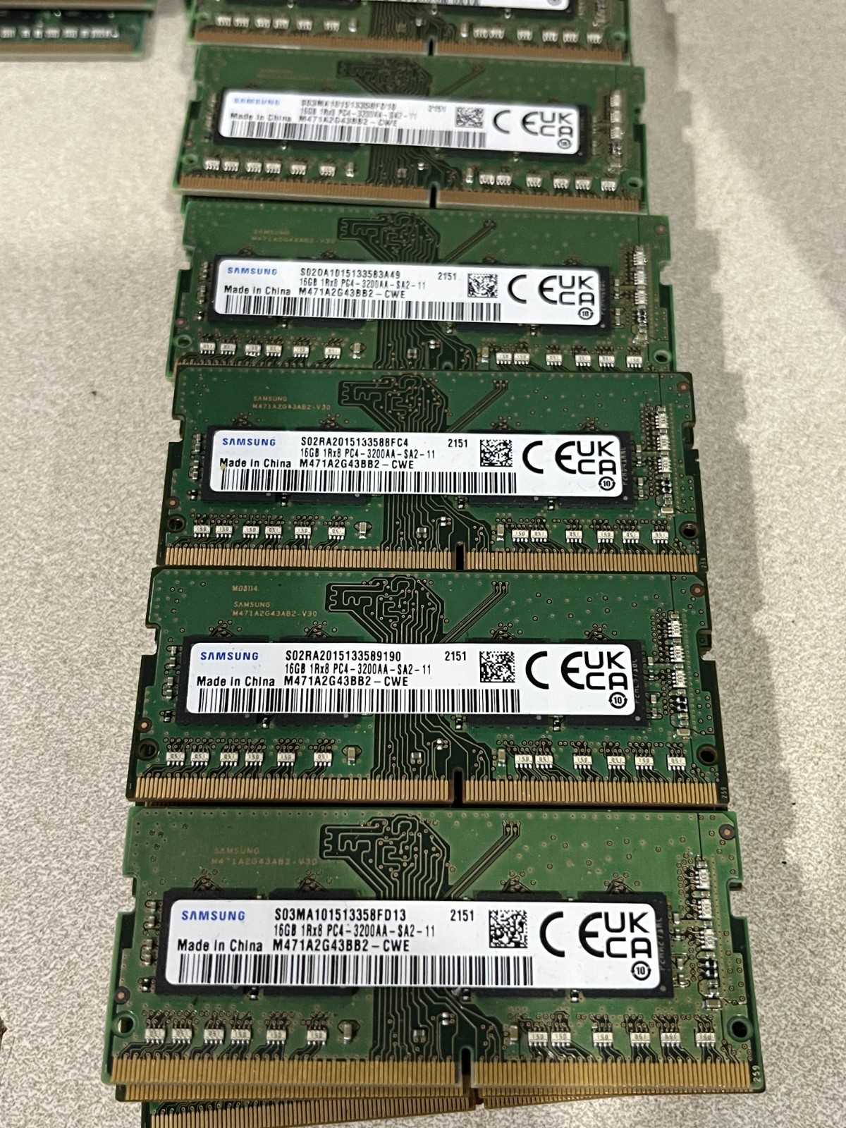 16GB Samsung M471A2G43bb2-CWE PC4-3200 DDR4 CL22 SODIMM Laptop RAM Memory 260pin