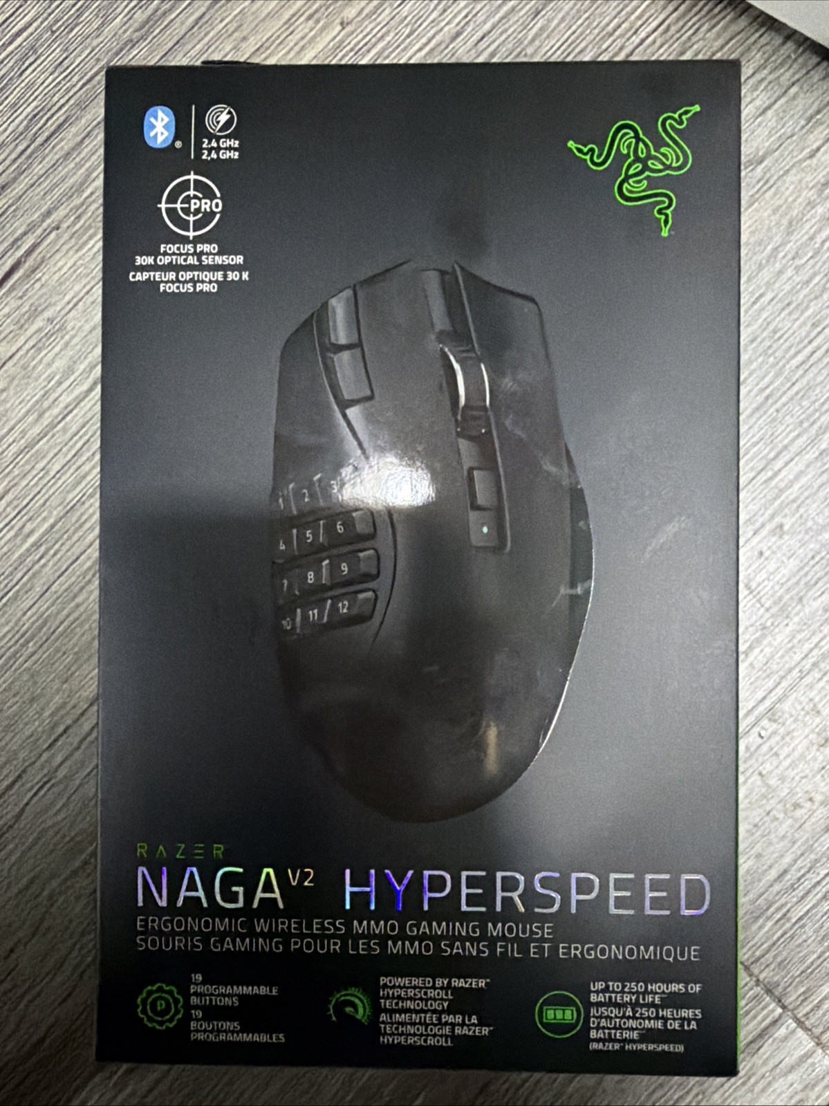 Razer Naga V2 Hyperspeed Ergonomic Gaming Mouse New Sealed