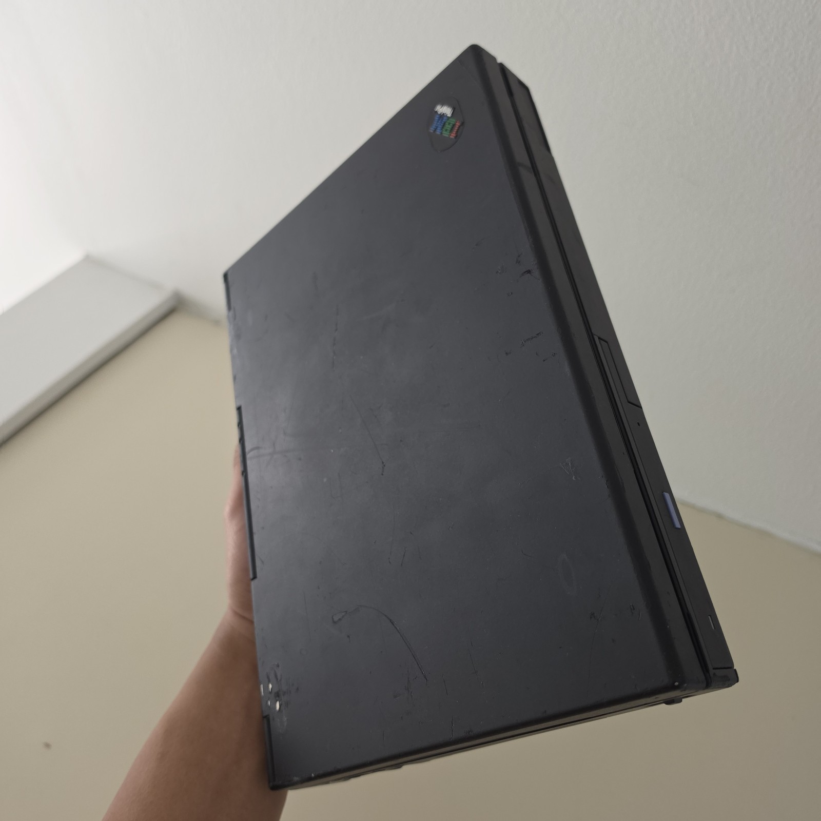 RARE Vintage 12.1″ IBM ThinkPad 760E Laptop – Intel Pentium 72MB RAM 1.33GB HDD