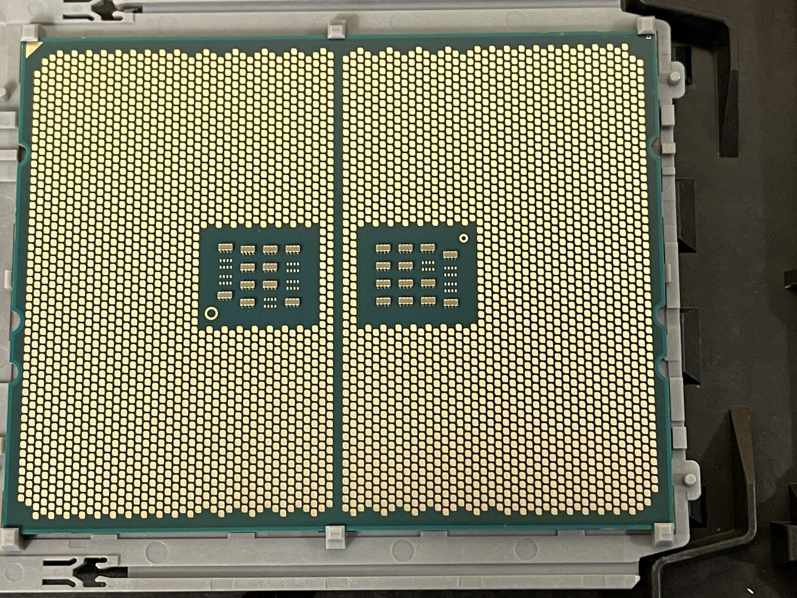 Supermicro H12SSL-i+AMD EPYC 7A23 48 cores 96 threads 2.65ghz combination