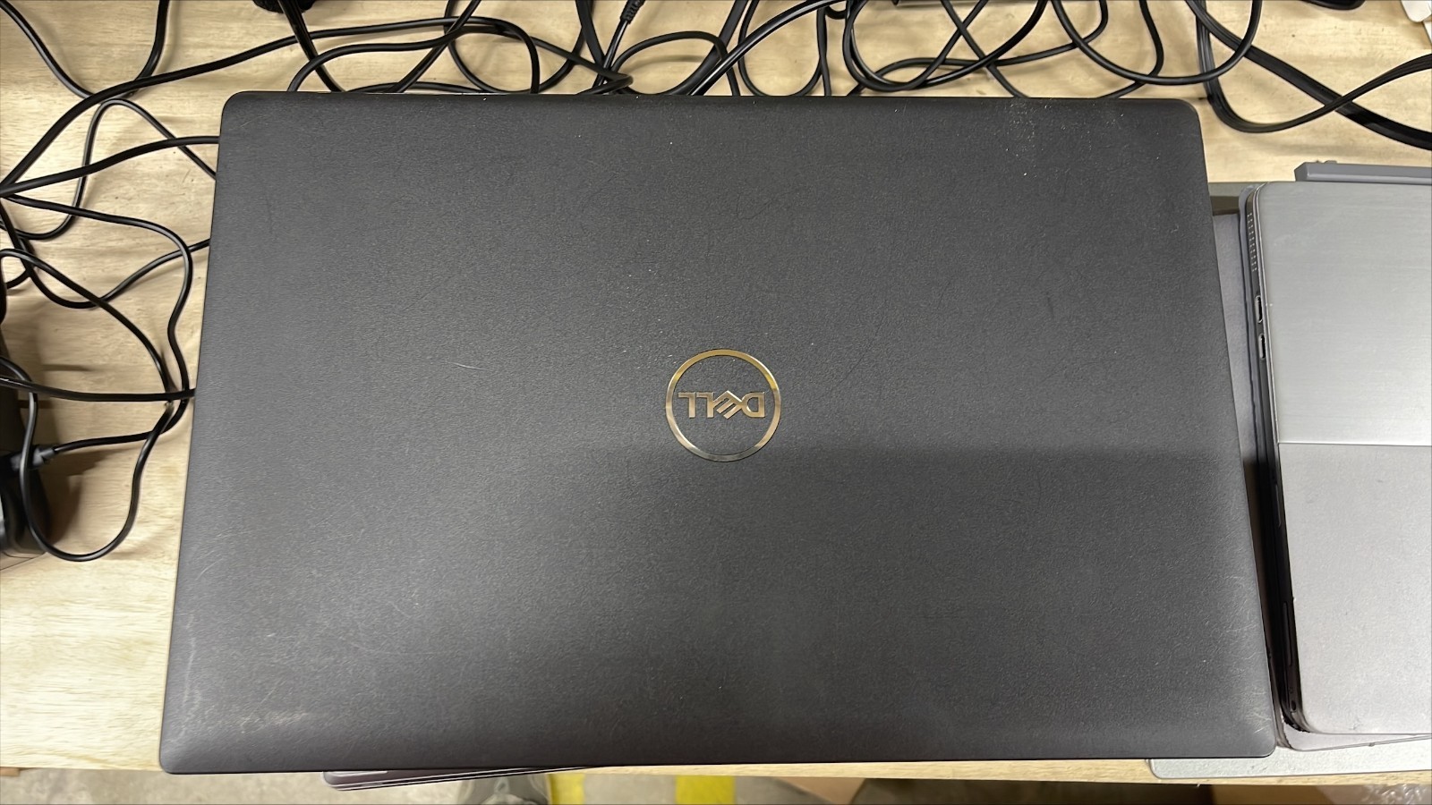 Dell Latitude 3520 15.6″ Intel Core i5-1135G7 8GB RAM 256GB SSD Windows 11 Pro