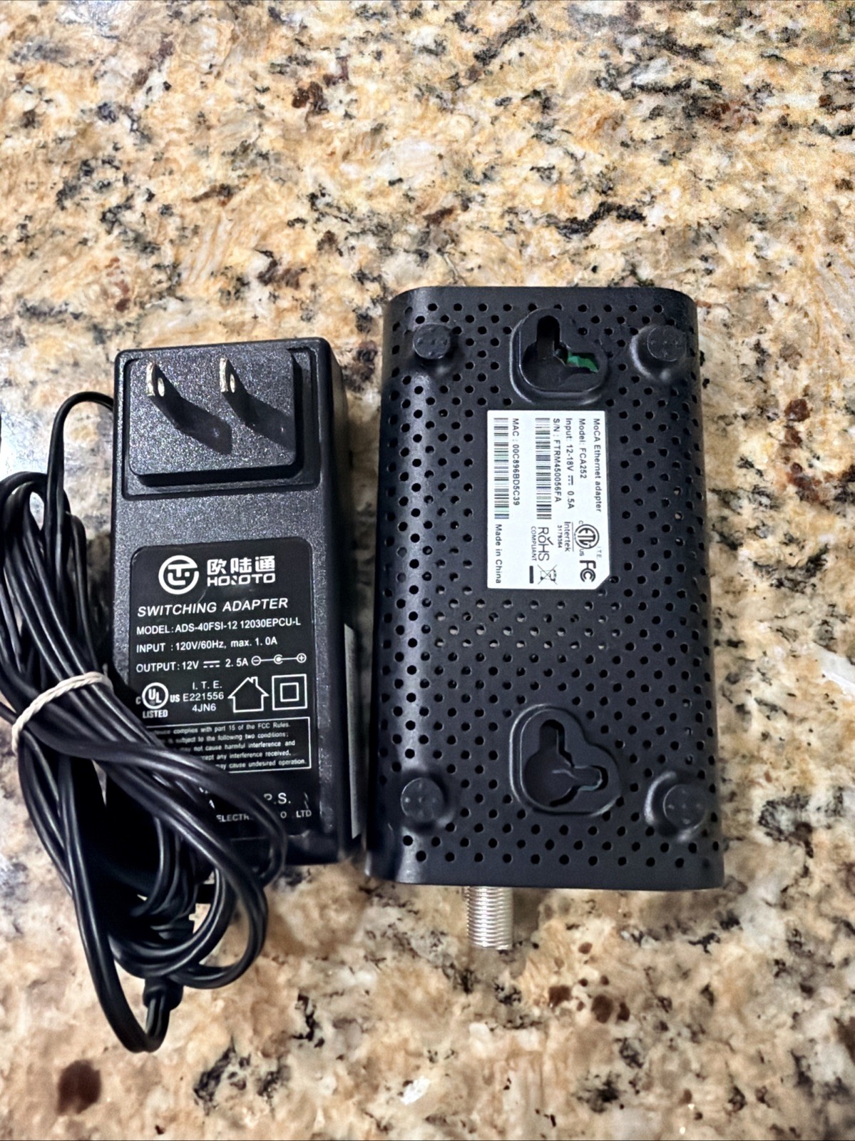 Frontier FCA252 2.5GigE MoCA 2.5 Network Adapter LNE Basic with Power Adapter
