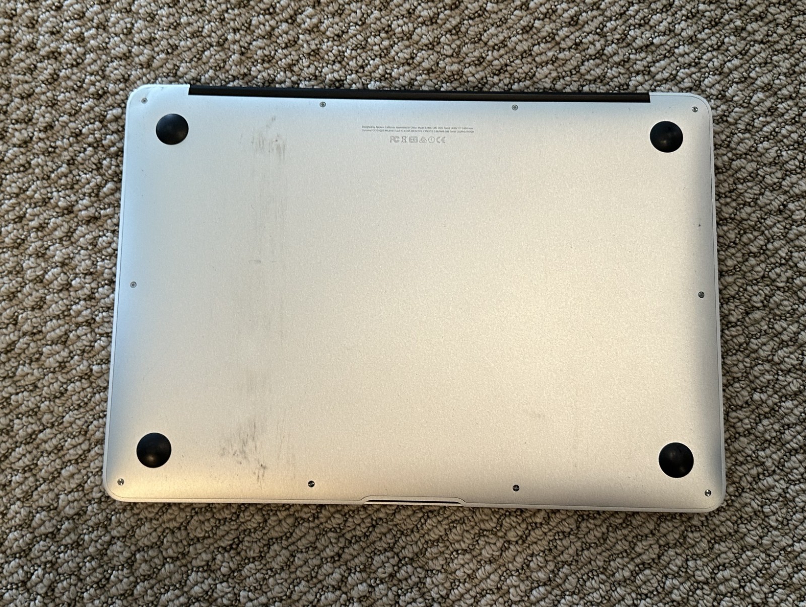 Apple MacBook Air 13.3″ (128GB SSD, Intel Core i5 5th Gen., 1.80 GHz, 8GB) A1466