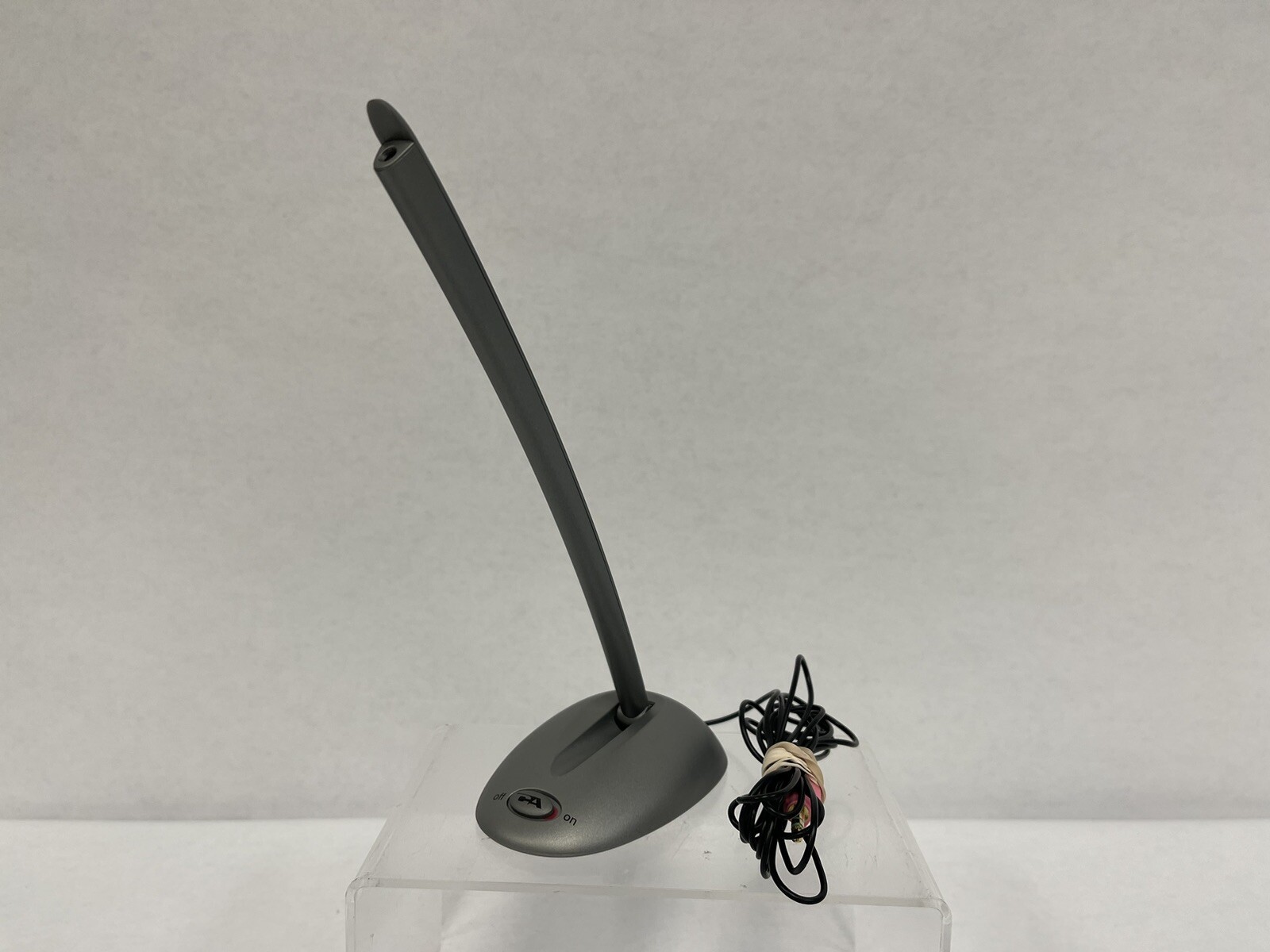 Cyber Acoustics CVL-1064 Classic Unidirectional Desktop Microphone