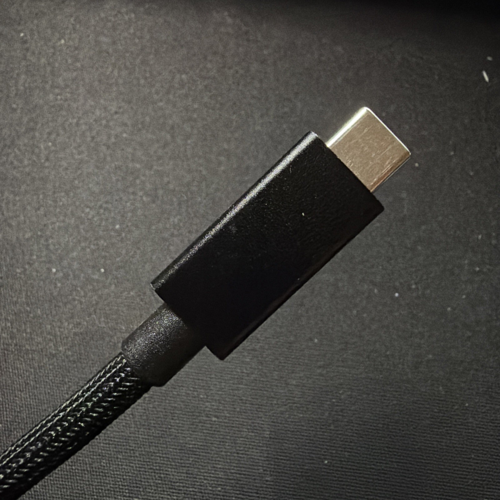 6ft Thunderbolt 4 USB 4 USB-C 8K Cable 40Gbps Charger Data PD 240W UHD Video