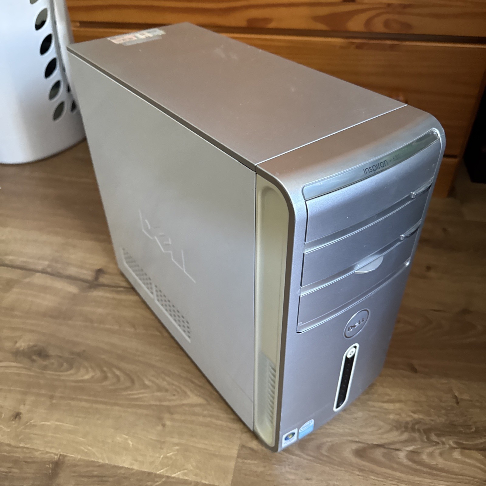 Dell Inspiron 530 MT Intel Pentium E2220@2.40GHz 2x1GB DDR2 SDRAM No HDD