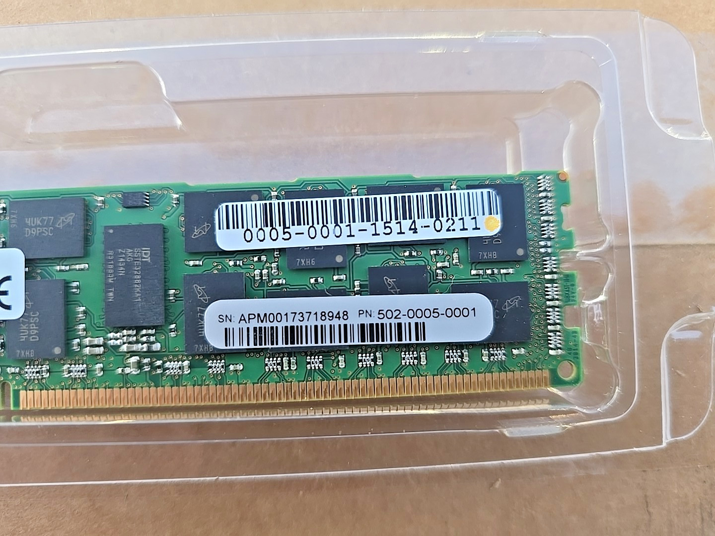 Dell 8GB DDR3 1600MHz PC3-12800R ECC RDIMM 2Rx4 240-Pin MTA36ASF1G72PZ