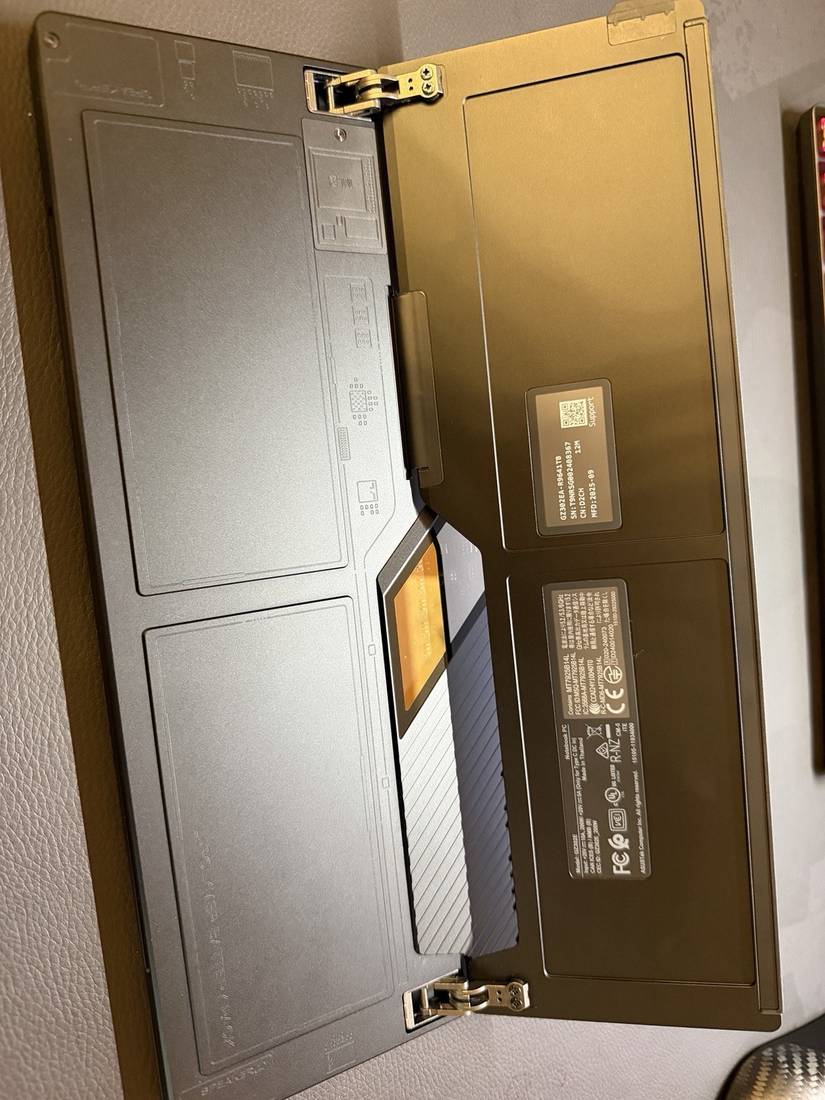 Asus ROG Flow Z13 2025 AMD RYZEN AI MAX+ 395 /64GB Ram /1TB SSD-