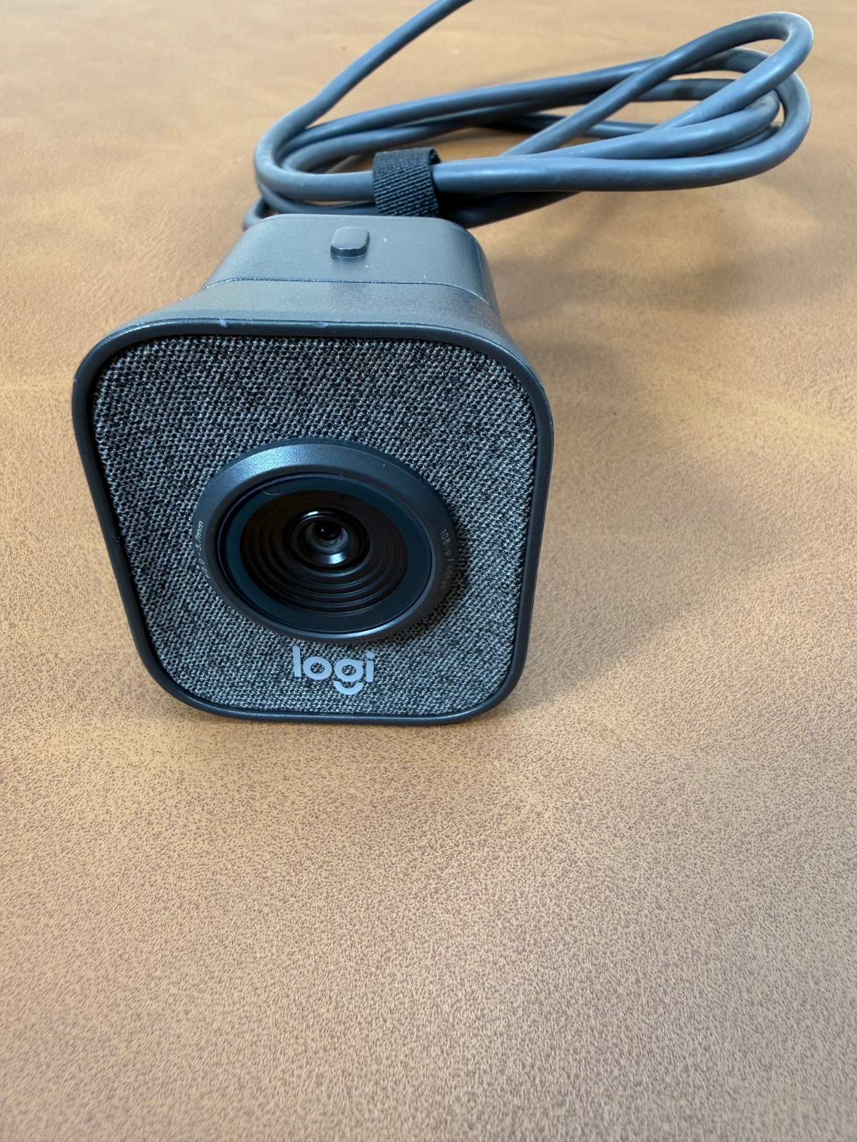 Logitech – StreamCam Plus 1080 Webcam for Live Streaming and Content Creation