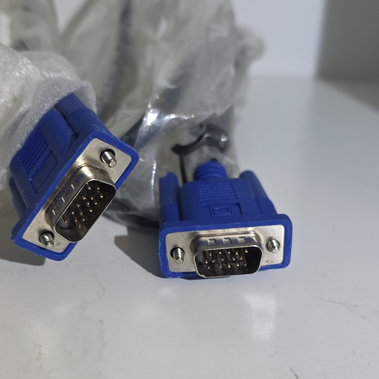 VGA/SVGA D-Sub Male to Male Monitor Cable, Black with Blue Connectors