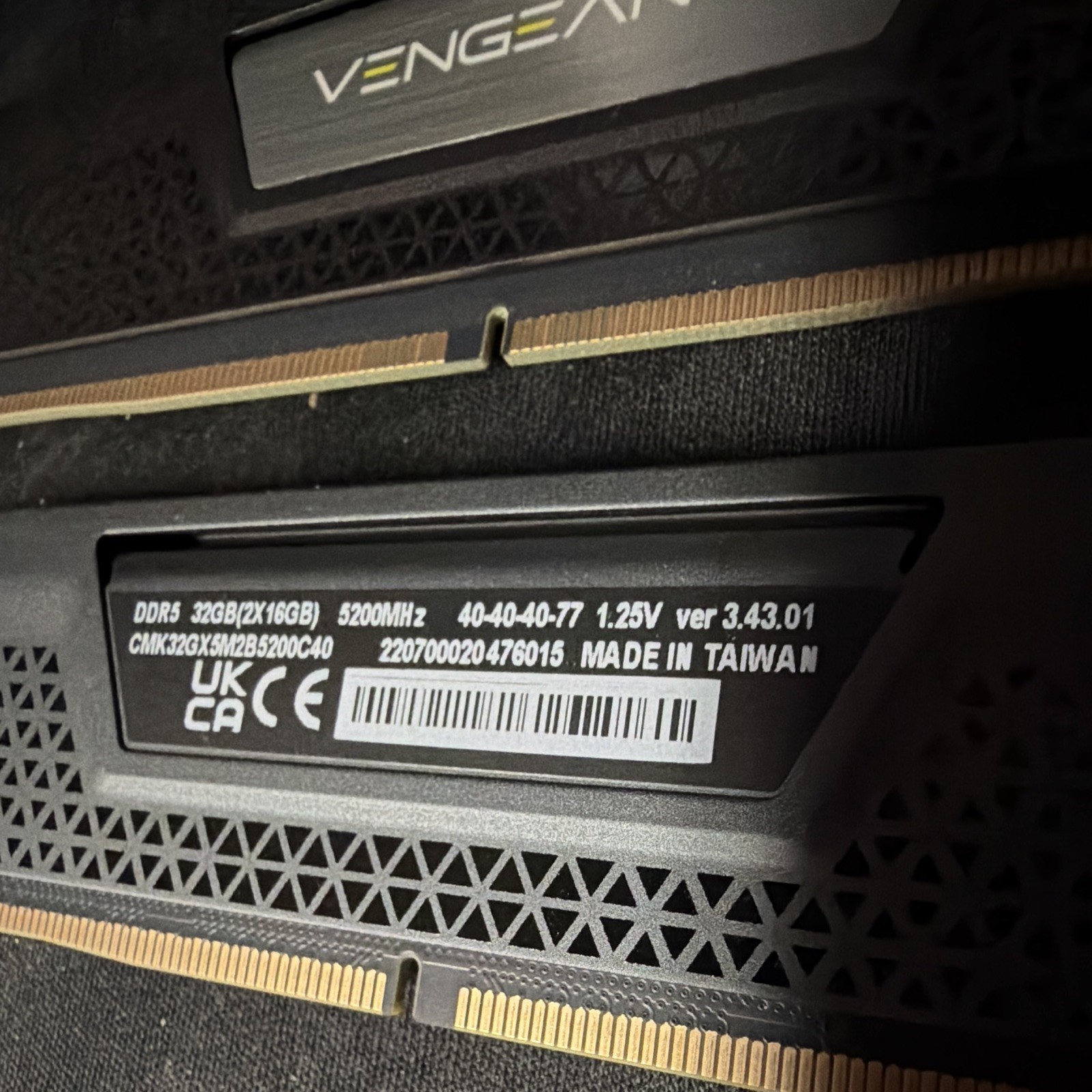 Corsair Vengeance DDR5 32GB (2x16GB) 5200MHz XMP DIMM CMK32GX5M2B5200C40
