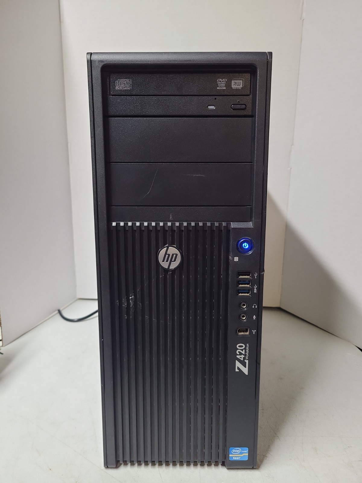 HP Z420 Workstation MT Xeon E5-1620 3.6GHz, 16GB RAM, Quadro K2000, No HDD No OS