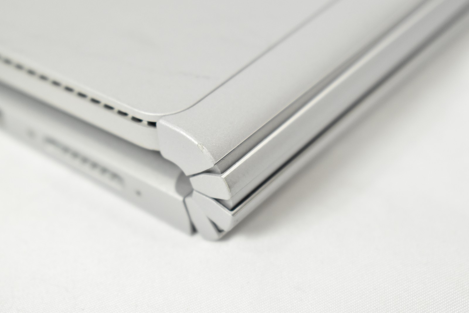 Microsoft Surface Book Laptop i5-6300U 2.4GHz 8GB 256GB SSD No OS Bad Batteries