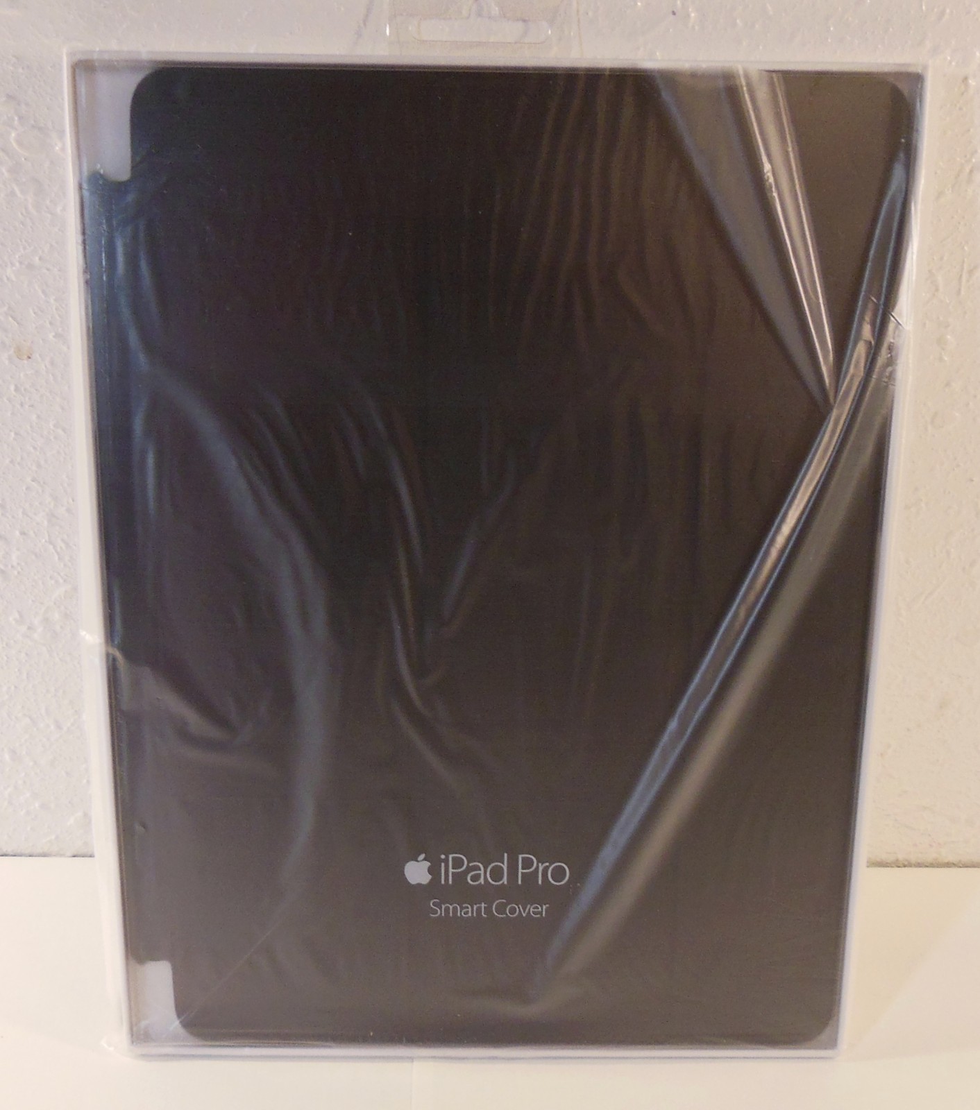 New APPLE iPad Pro Smart Cover for 9.7 Inch iPad, # MM292AM/A, 9.7″, Very Nice