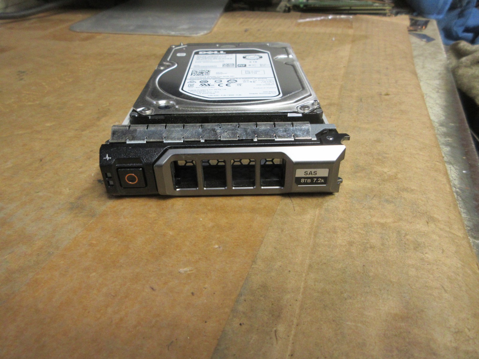 GKWHP DELL 8TB 7.2K RPM SAS 12Gbps 3.5in ENT 512e HDD 0GKWHP ST8000NM0075
