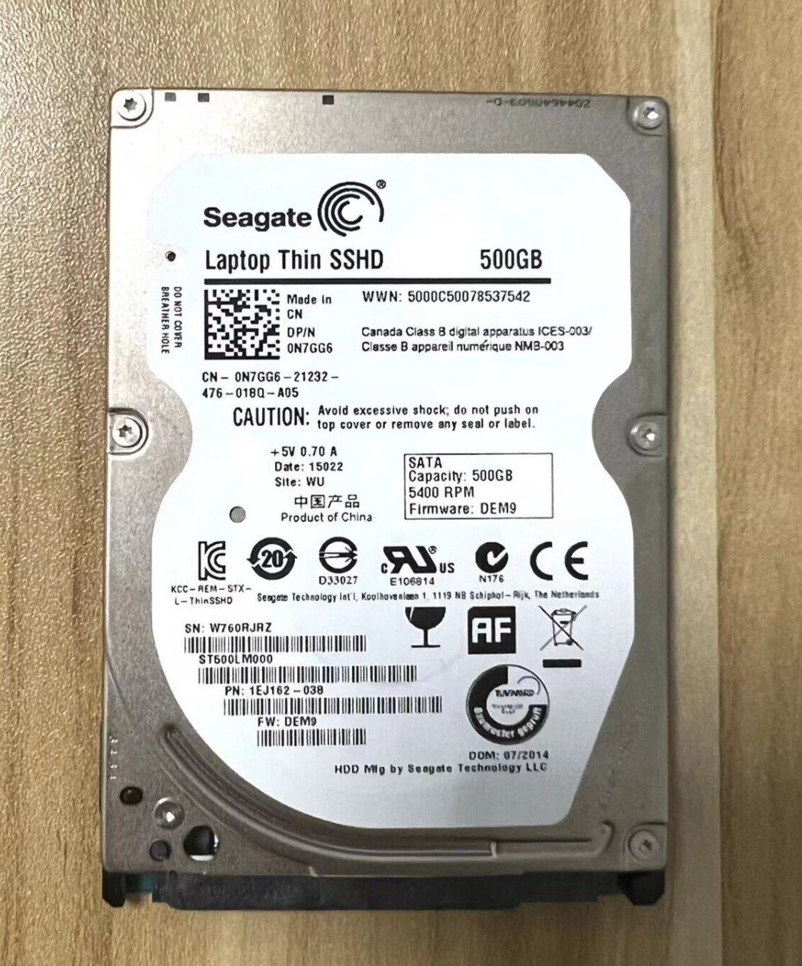 Seagate 2.5″ Laptop Thin SSHD 500 GB ST500LM000 5400 8GB Hybrid HARD DRIVE