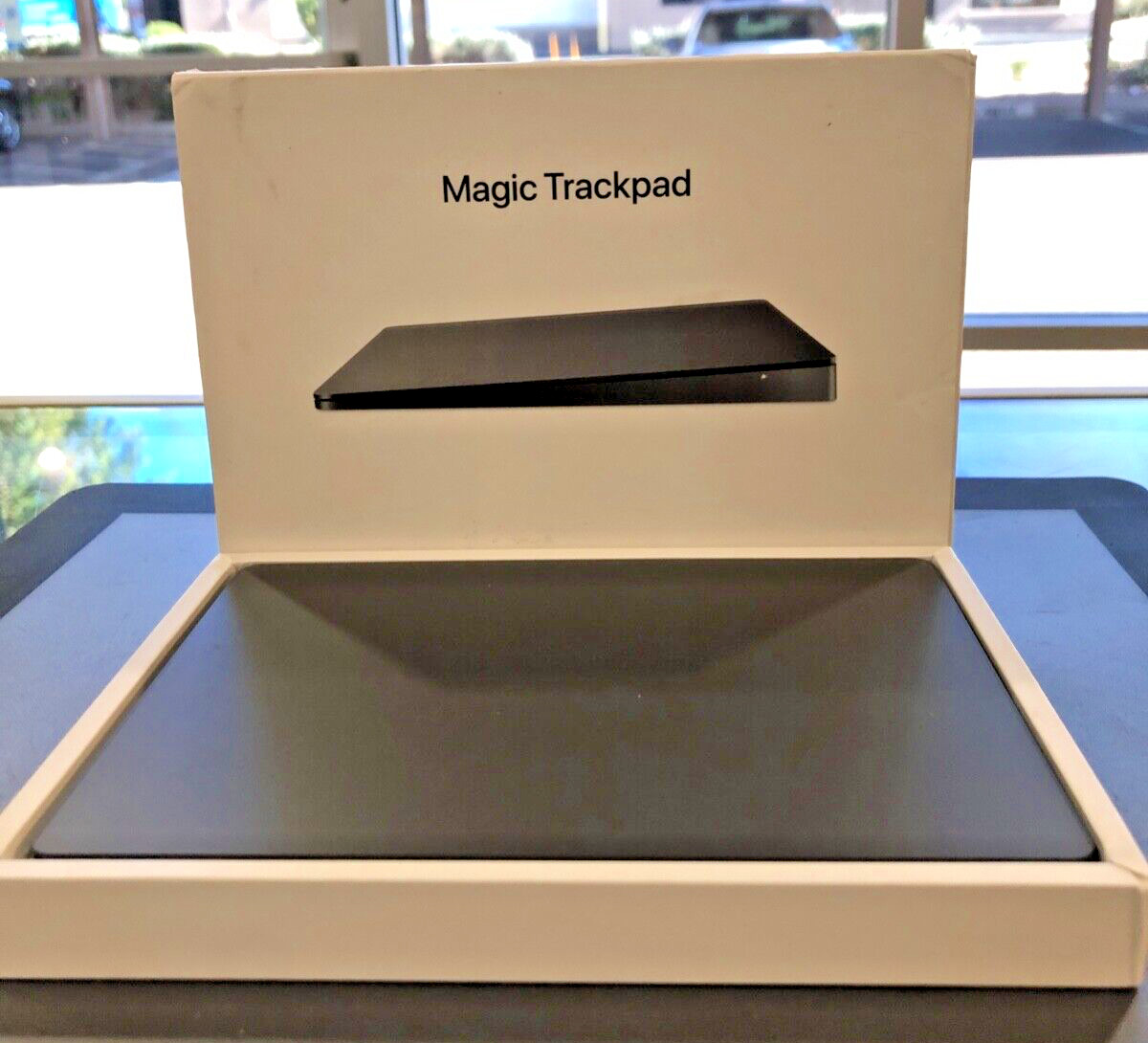 Apple Magic Trackpad 2 Wireless Bluetooth A1535 – Rechargeable 🔋 ⌨️