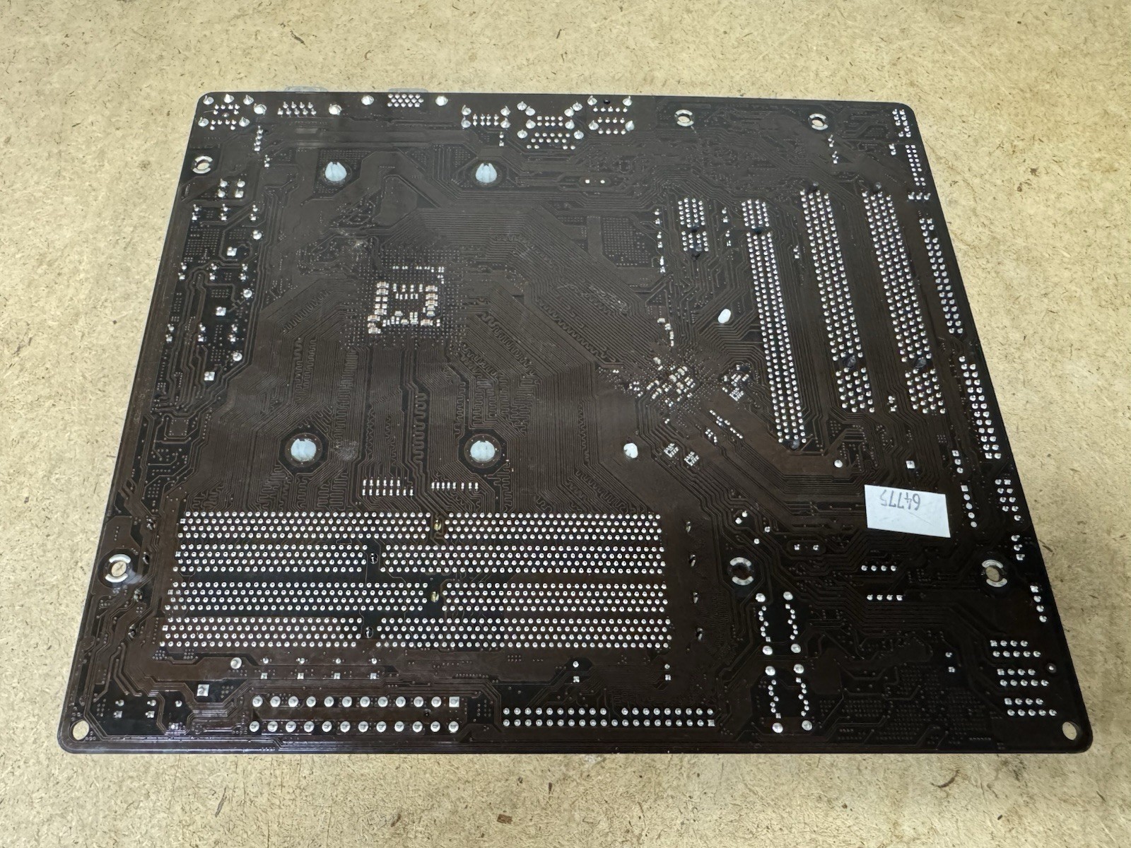 ASRock N68C-GS4 FX Mobo + FX6300 CPU + 16GB DDR3 RAM + GTX470 GPU Combo Tested