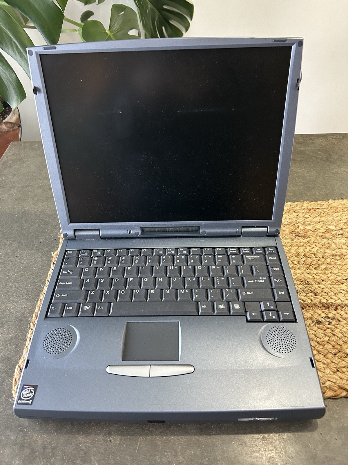 Vintage Tangent Laptop For Parts As Is Untested No Power Cord F7400