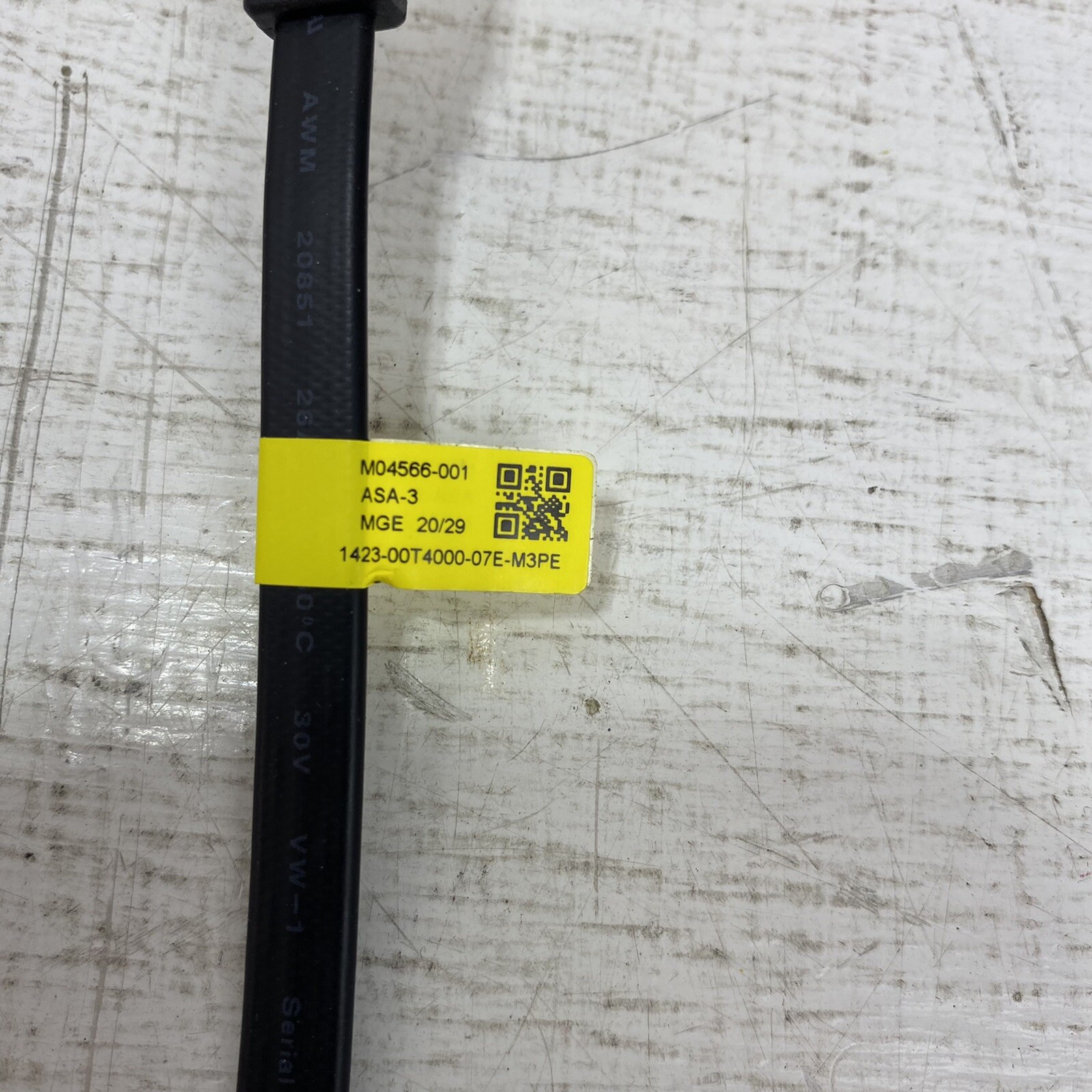 49 pcs – 11″ SATA 7-Pin Male to Male Device Cable M04566-001