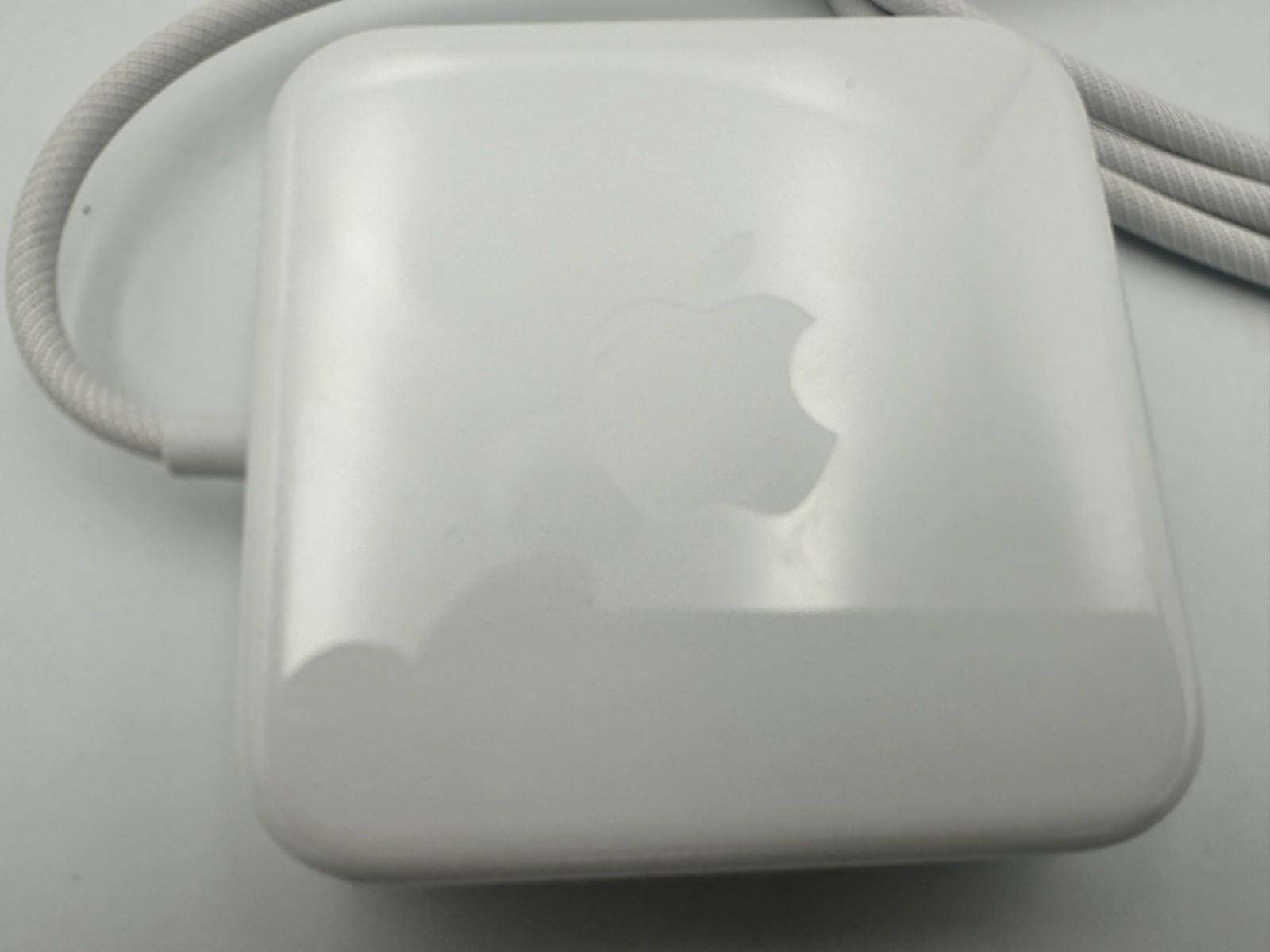 Genuine Apple iMac 24″ M1 143W Power Adapter Silver A2290