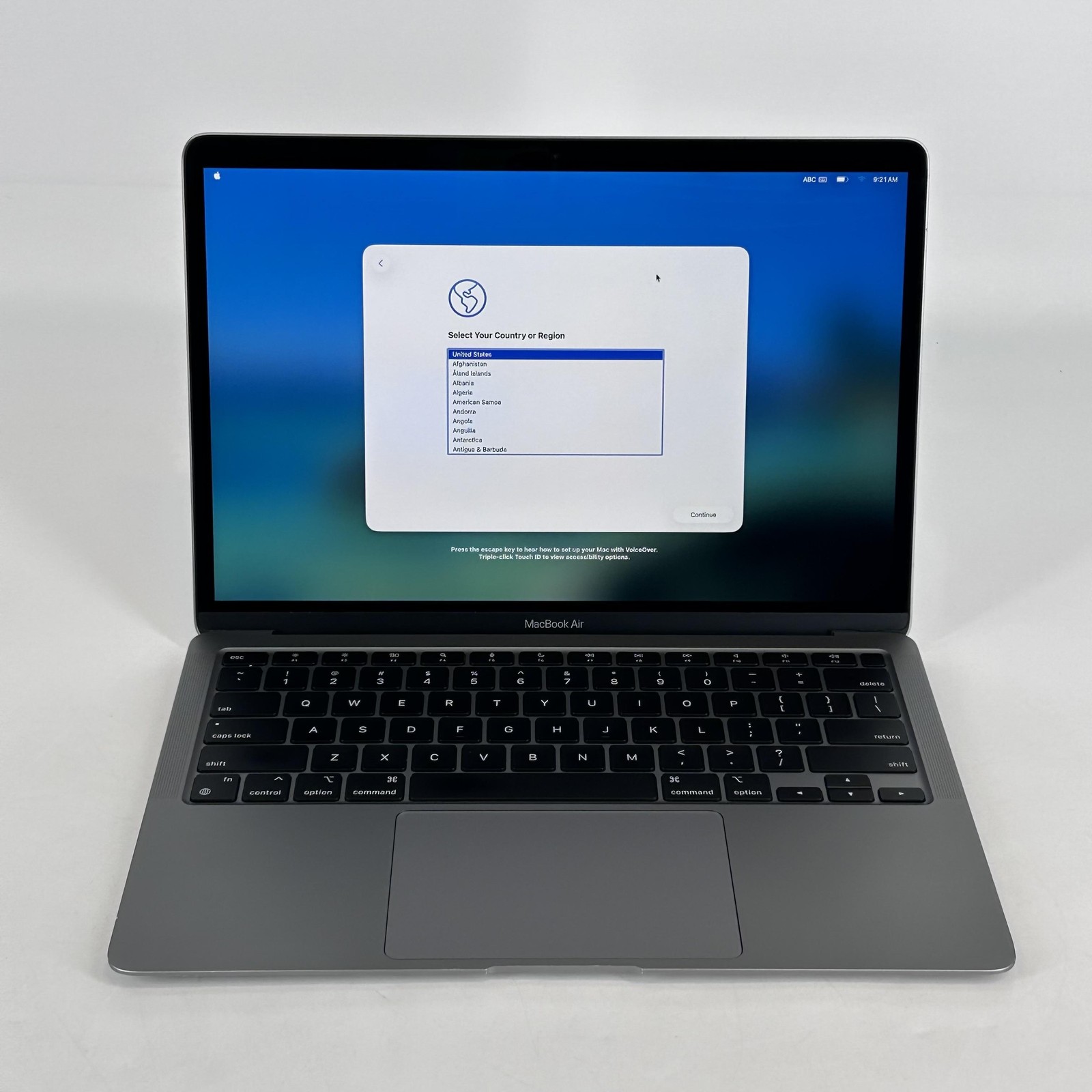 MacBook Air 13 Space Gray 2020 M1 8-Core CPU 7-Core GPU 8GB 256GB White Spots