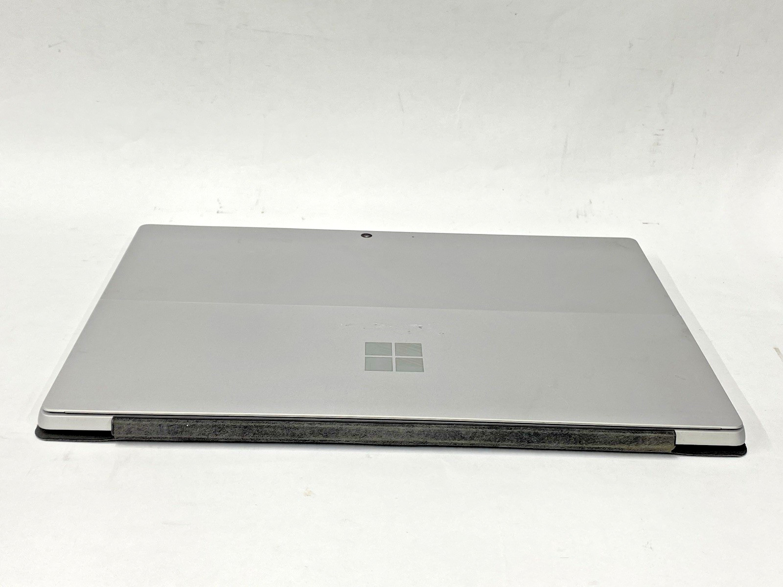 Microsoft Surface Pro 7 – Grade B – Touch – i7-1065G7 – 16GB – 256SSD – W11P