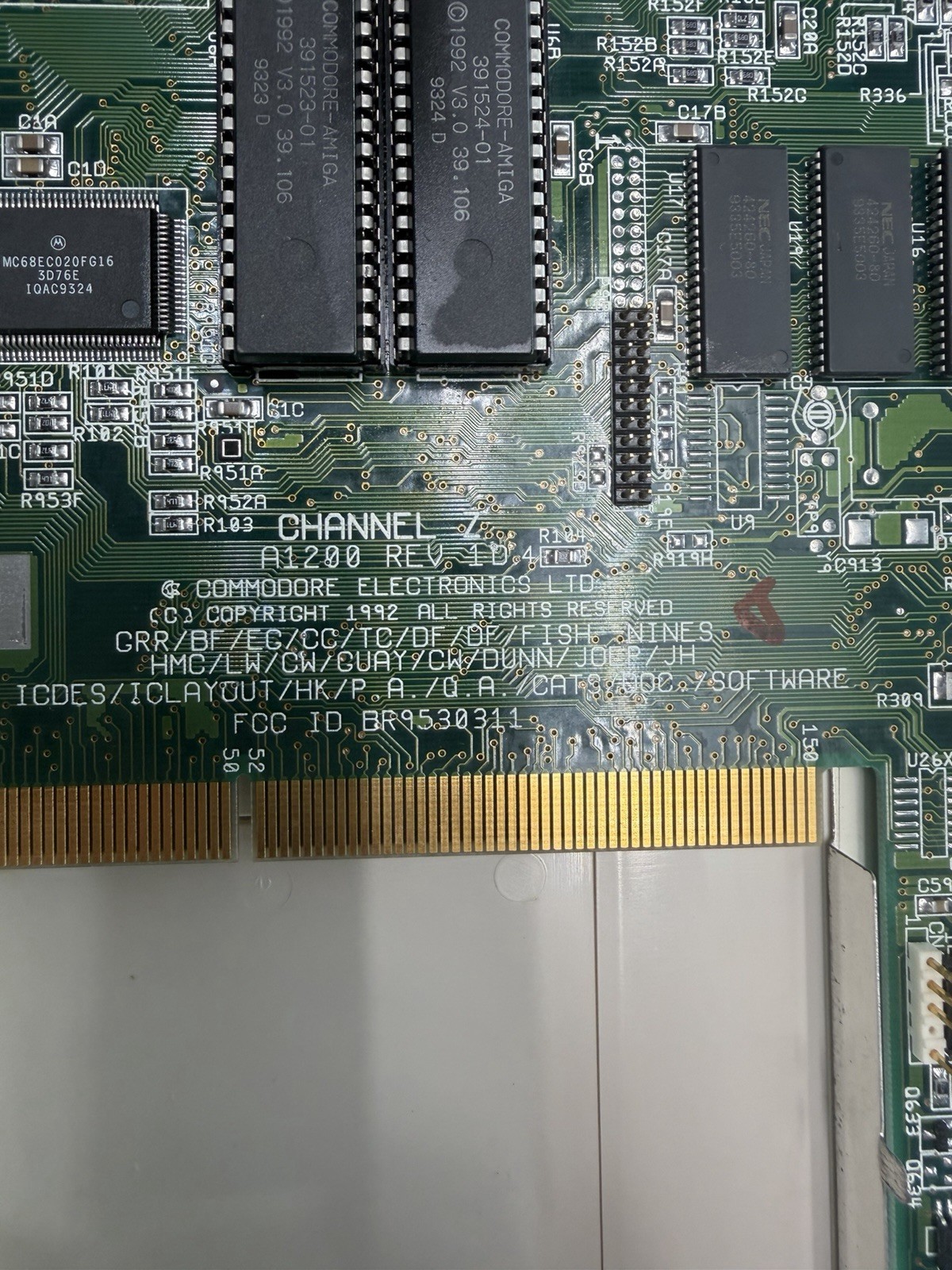 Commodore Amiga 1200 DKB Cobra 68030 40MHz 4MB FPU RTC 4GB CF PSU Mouse Joystick