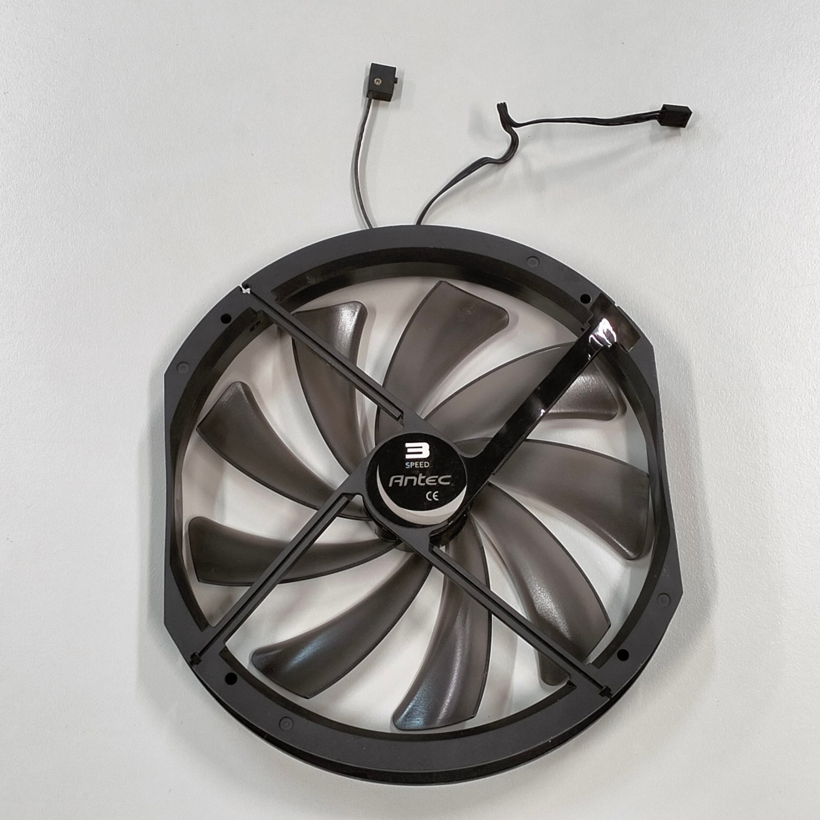 Antec Big Boy 200 200mm 3-Speed TriCool Case Fan 3-Pin 12V 0.3A