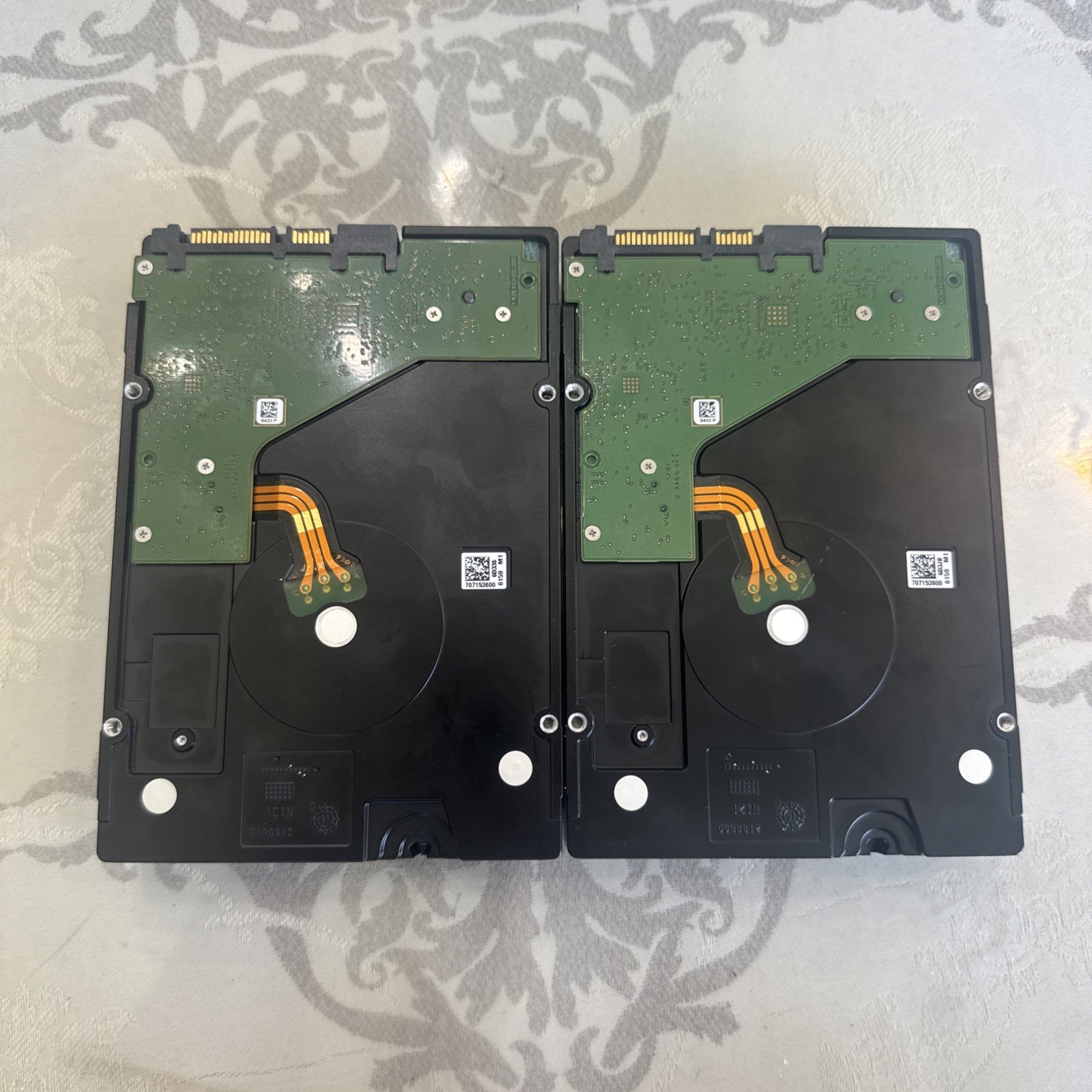 Lot of 2 Seagate Exos 7E8 8TB Enterprise HDD ST8000NM0055 SATA 16TB READ!!