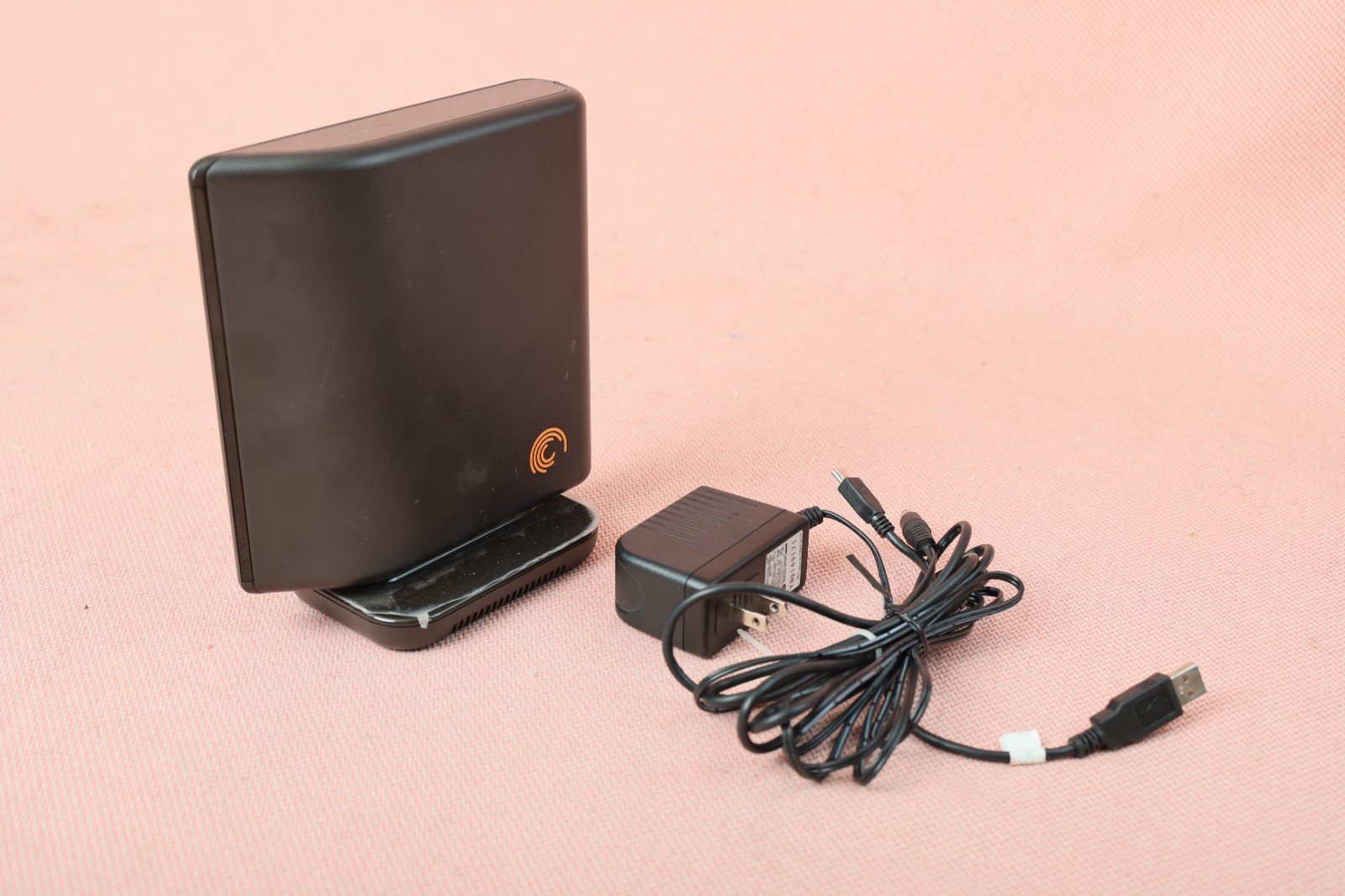 Seagate FreeAgent Desktop 9NK2AL-500 500GB External Hard Drive 3.5″ USB 2.0