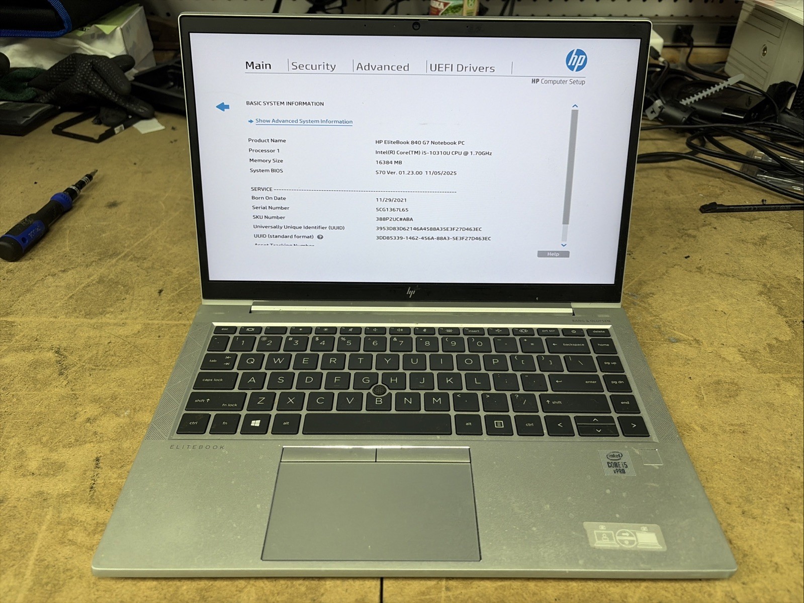 HP EliteBook 840 G7 14″ FHD i5-10310u 8GB RAM No OS