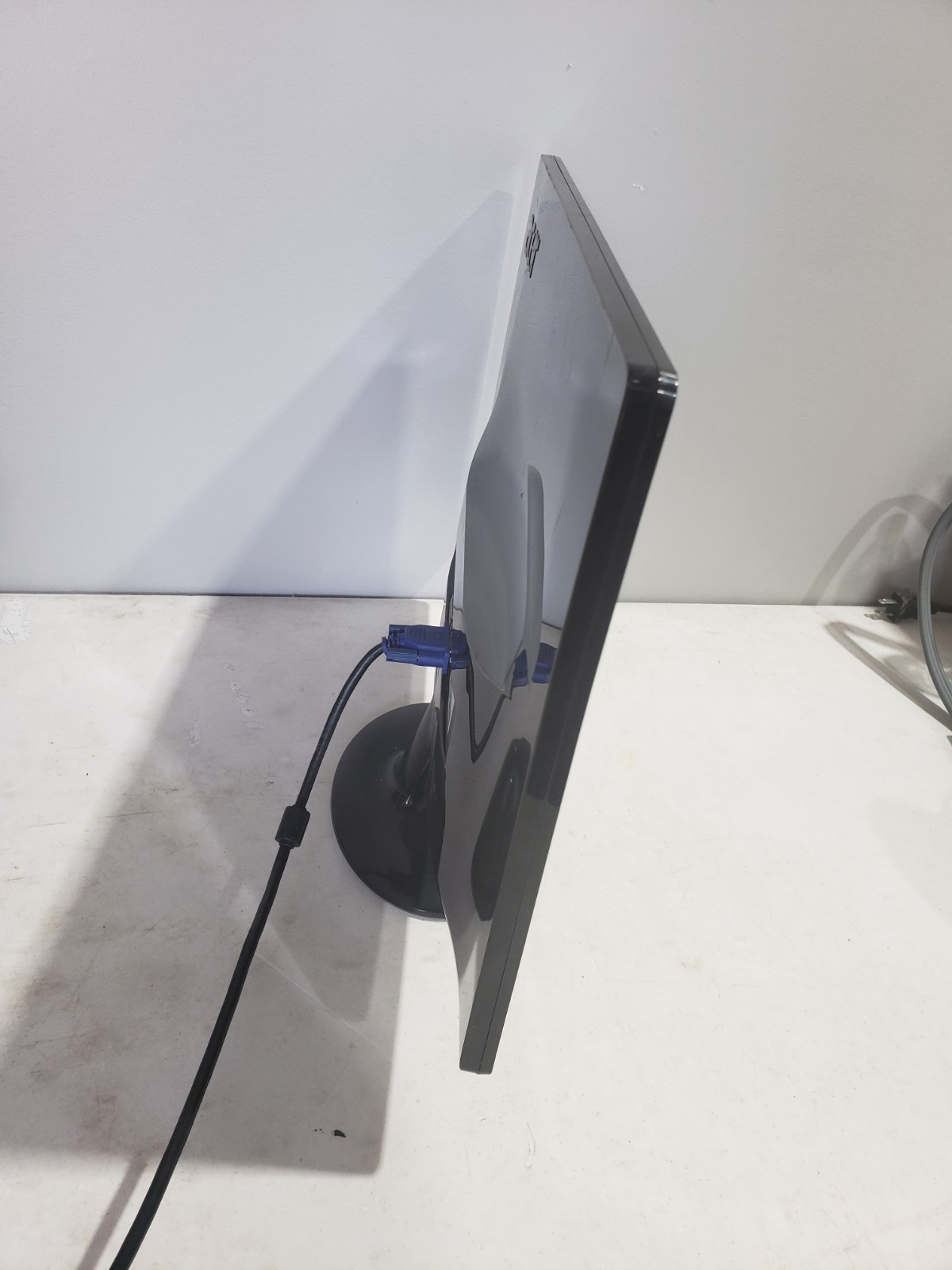 Acer S202HL 20″ 1600 x 900 LCD Monitor w/ Stand & Power Adapter