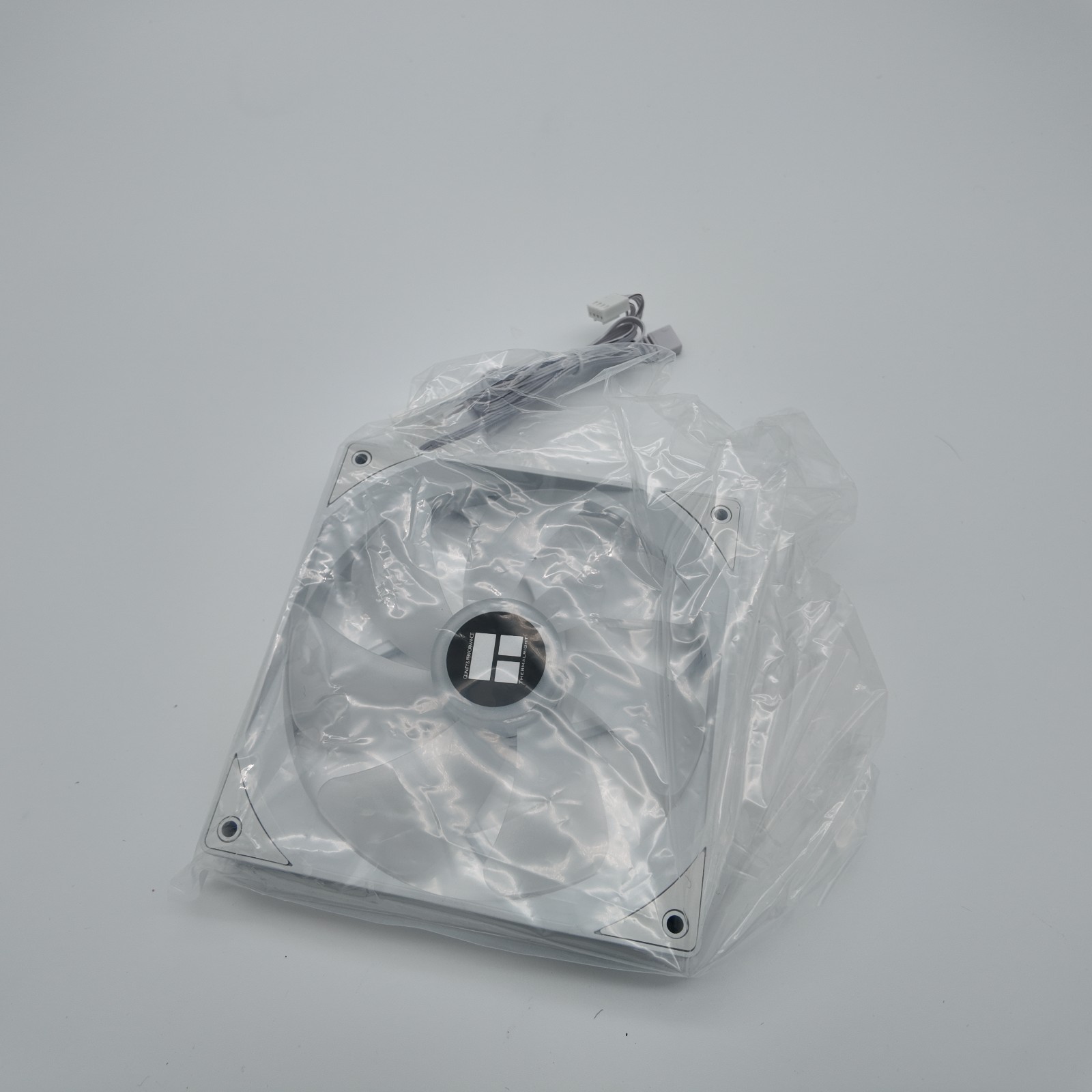 140mm ARGB Case Fan 1500RPM 4-Pin PWM S-FDB Cooling Fan Thermalright
