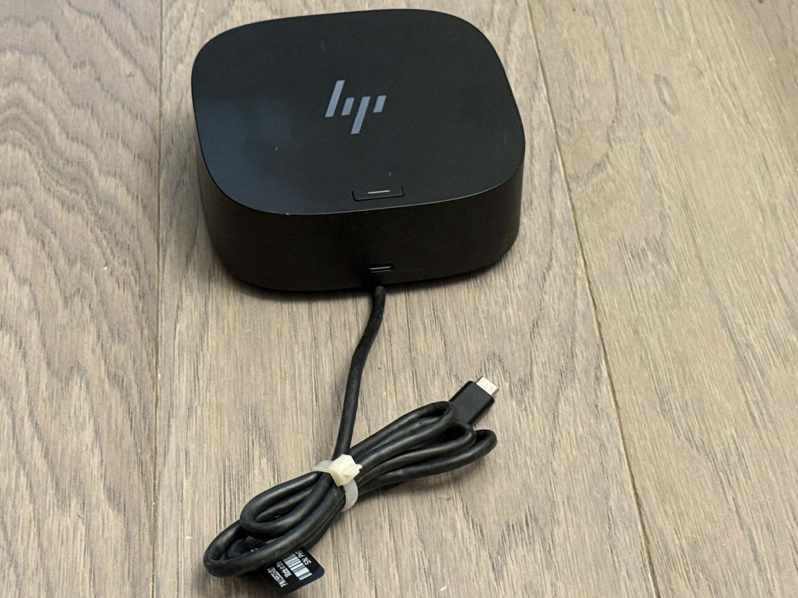 HP HSN-IX02 G5 USB-C Docking Station -Dock Only-Tested Works -Cracked Outer Case