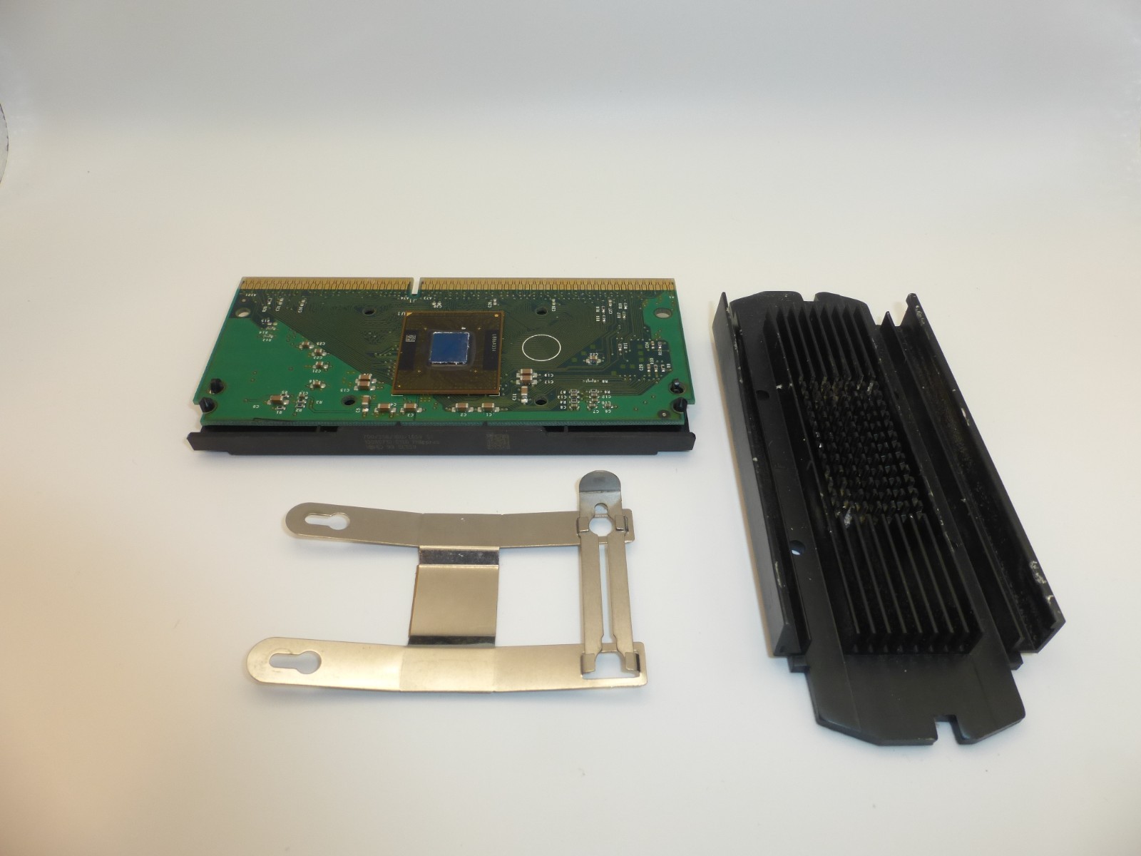 Intel Pentium III 700MHz Slot 1 CPU SL3S9 Tested Working Vintage PC