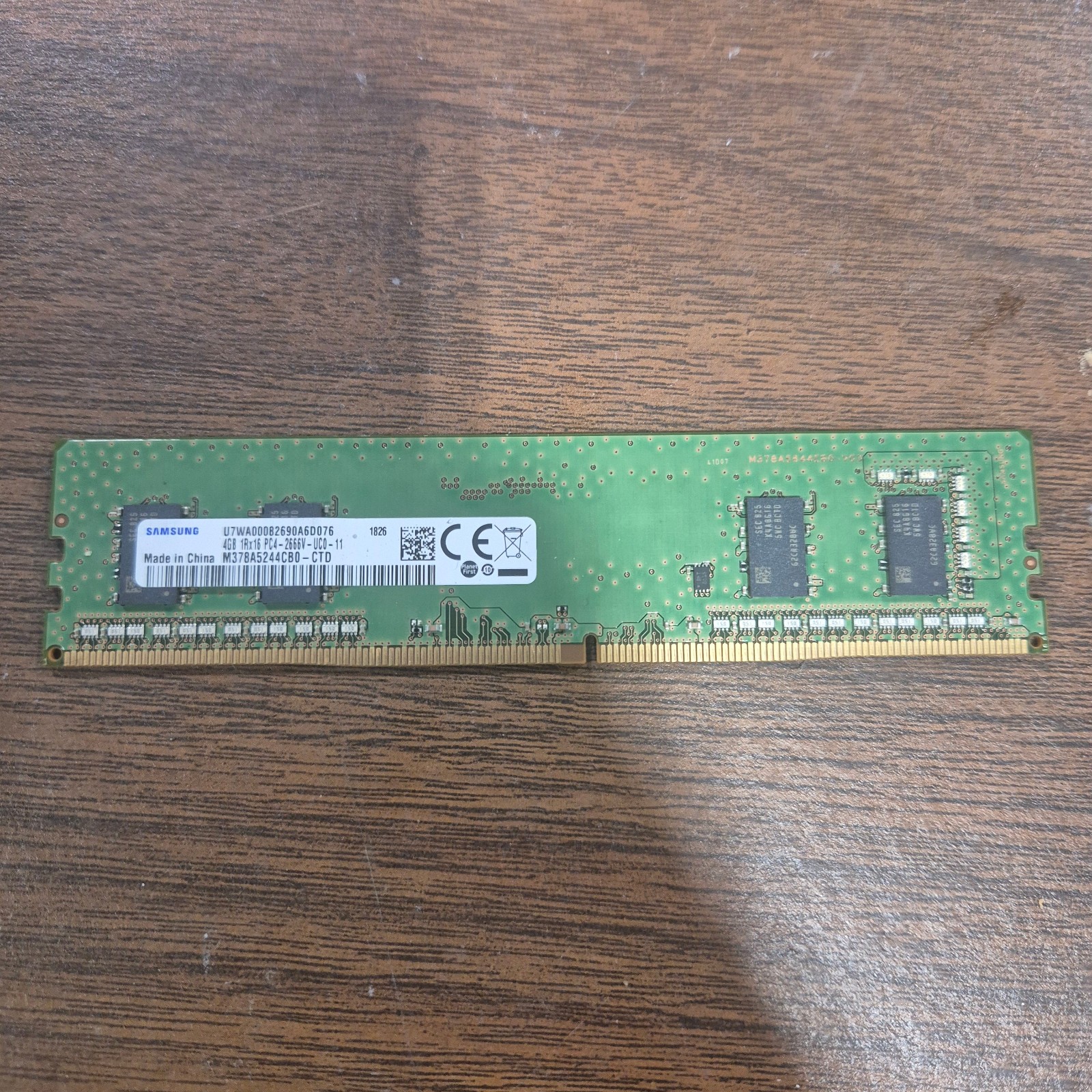 Samsung 4GB (1-Stick) PC4-21300 DDR4 2666 Desktop Memory M378A5244CB0-CTD